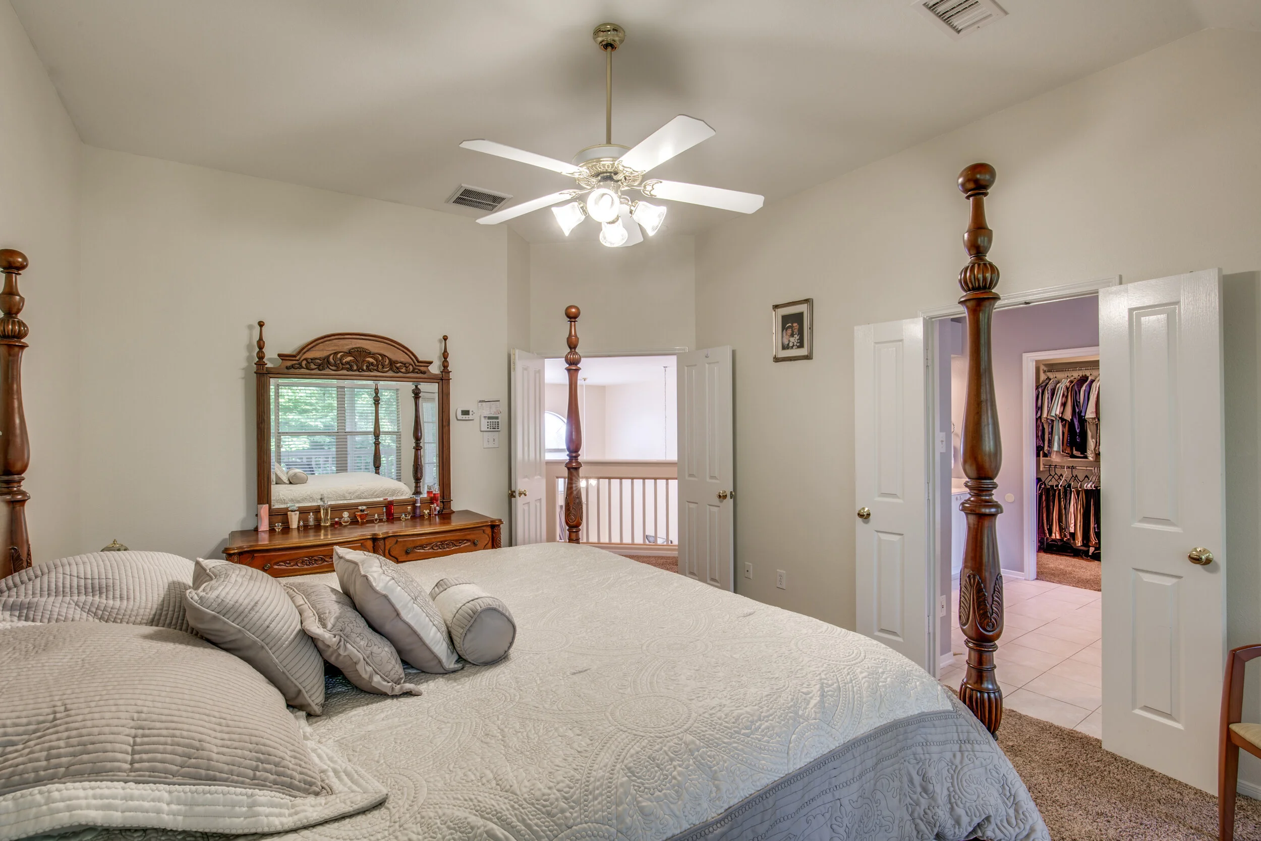 23-alden-glen-dr-spring-tx-1-High-Res-19.jpg