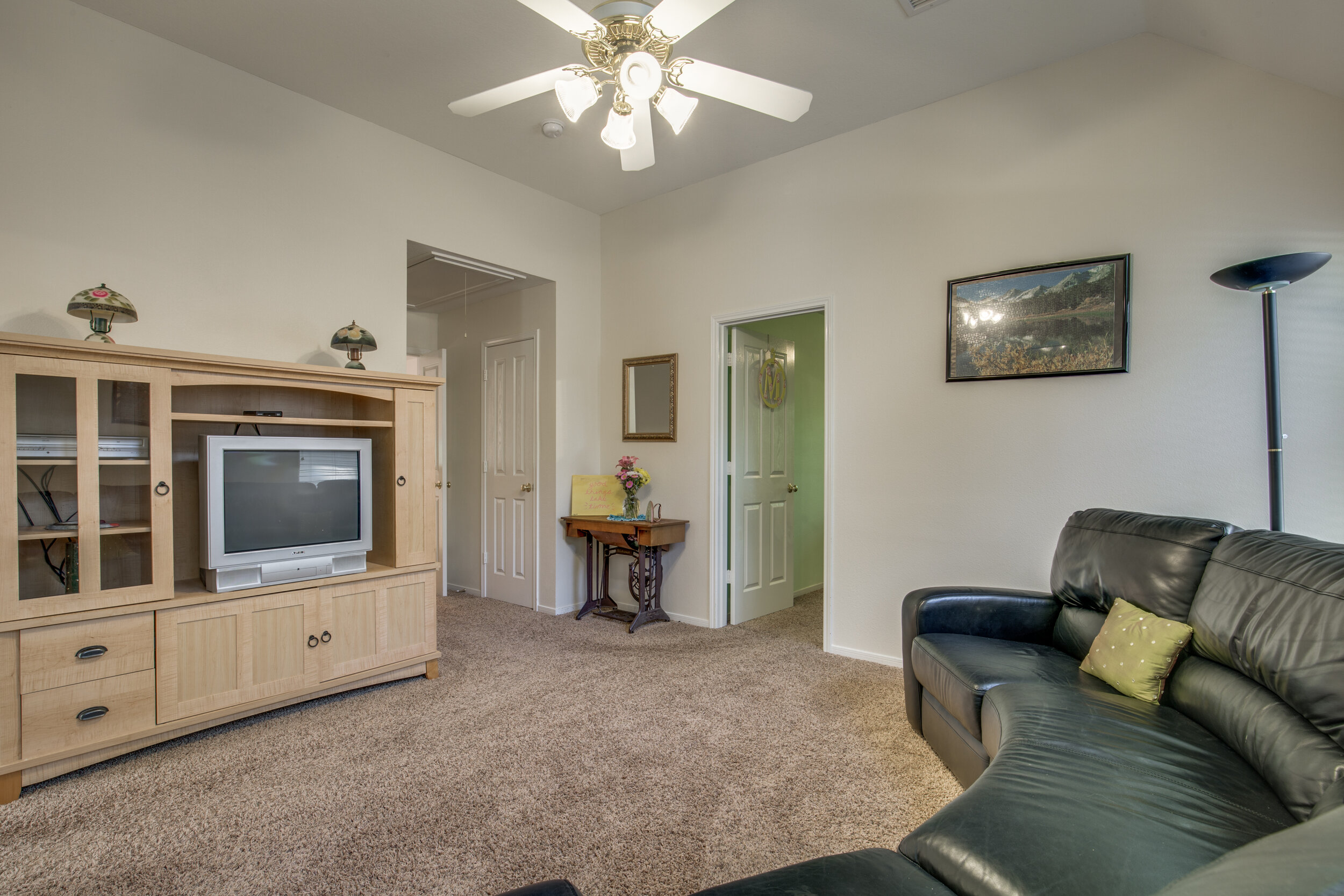 23-alden-glen-dr-spring-tx-1-High-Res-22.jpg