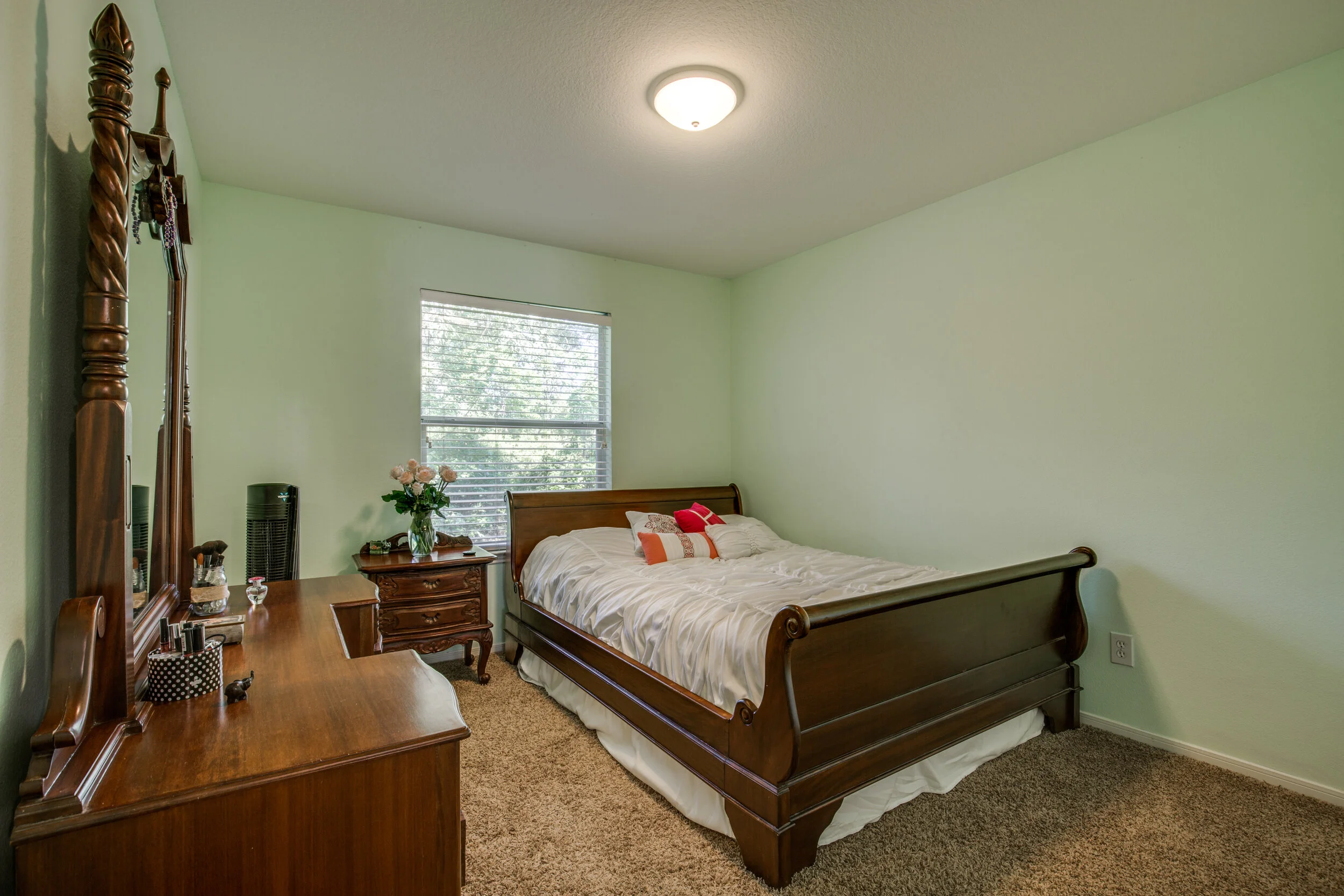 23-alden-glen-dr-spring-tx-1-High-Res-28.jpg