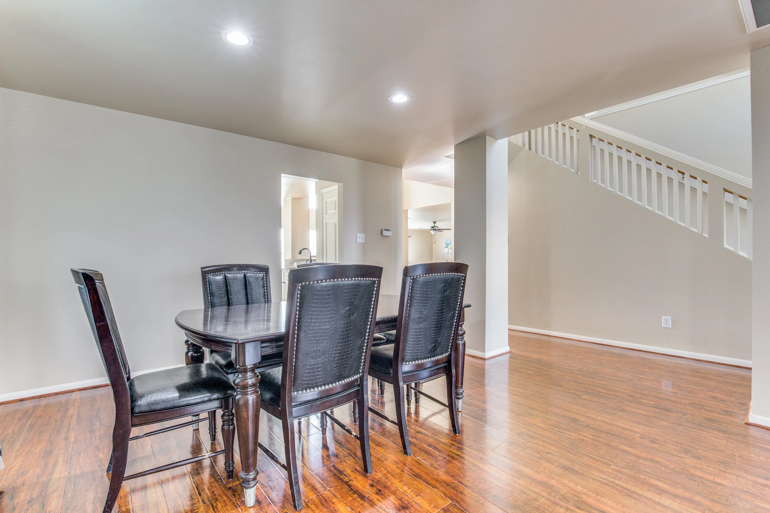 2714-pedernales-falls-dr-pearland-tx-High-Res-7.jpg