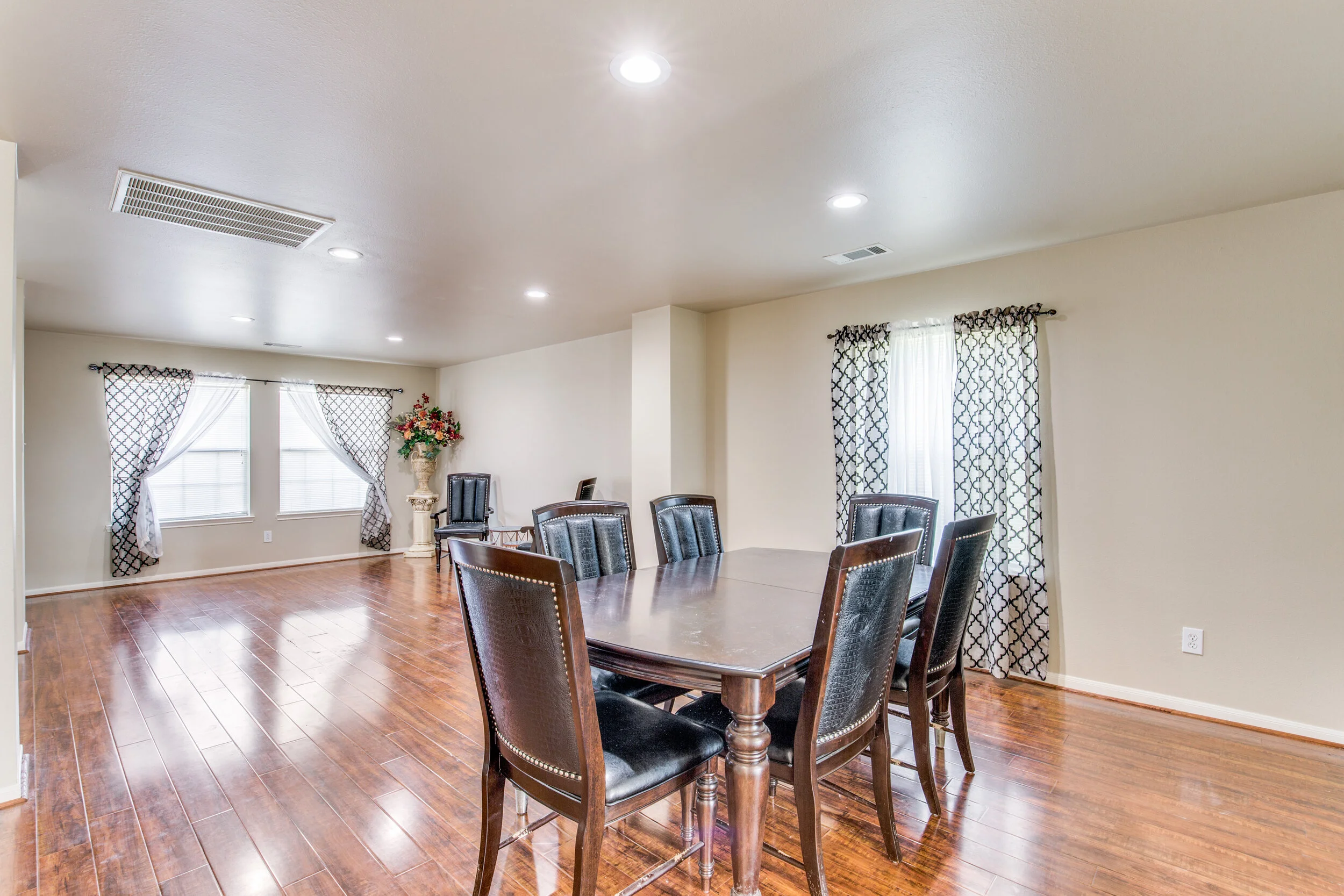 2714-pedernales-falls-dr-pearland-tx-High-Res-8.jpg