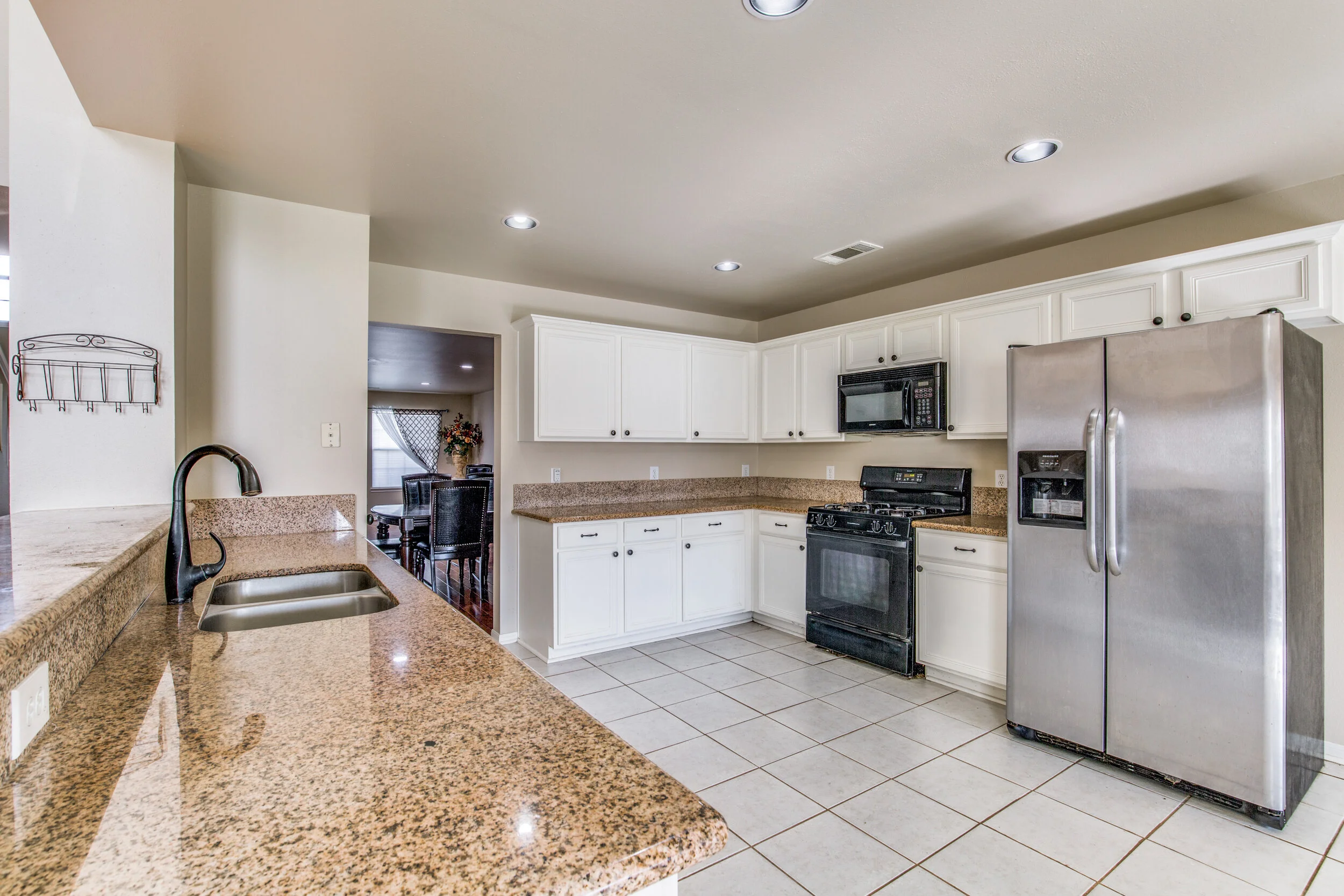 2714-pedernales-falls-dr-pearland-tx-High-Res-18.jpg