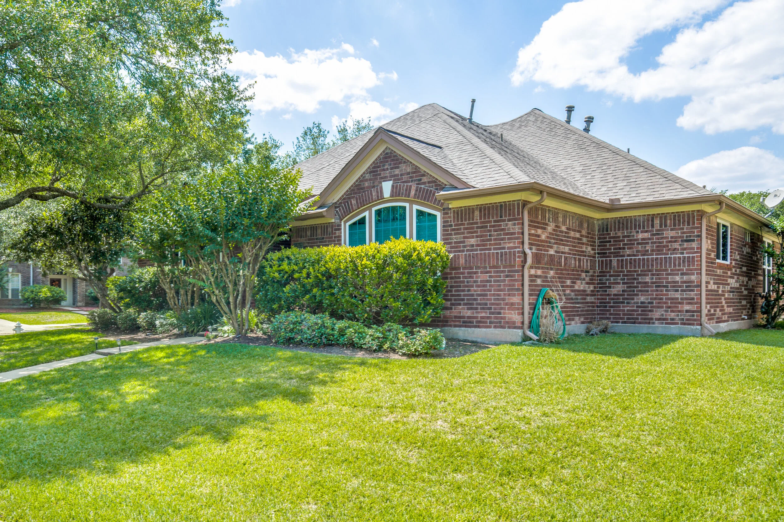 6203-mcdonald-ct-sugar-land-tx-High-Res-3.jpg