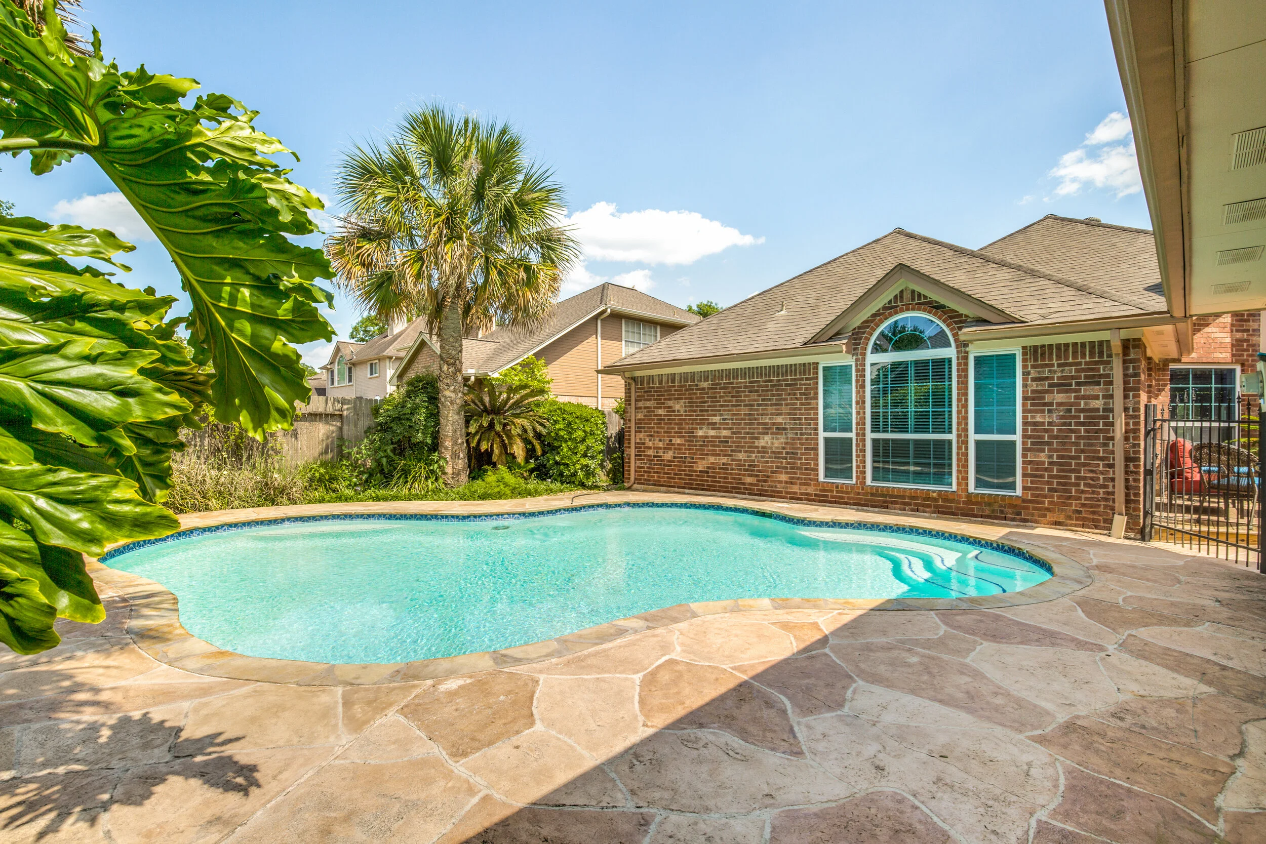 6203-mcdonald-ct-sugar-land-tx-High-Res-33.jpg