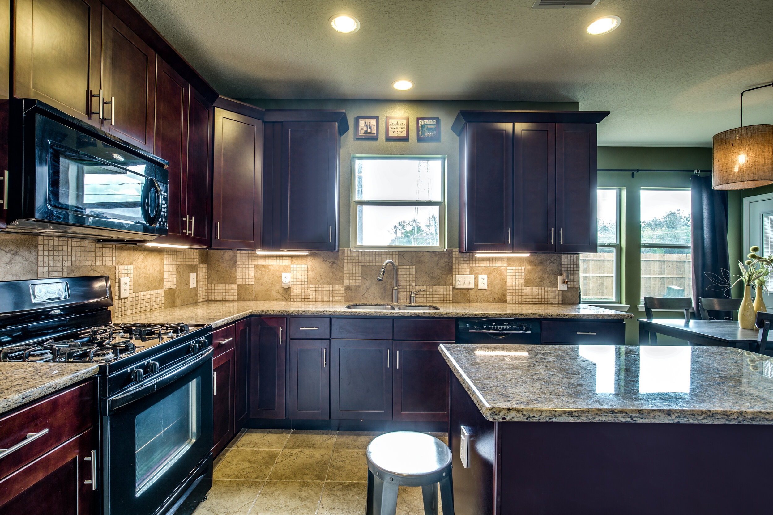 7706-brooks-crossing-dr-baytown-tx-High-Res-14.jpg