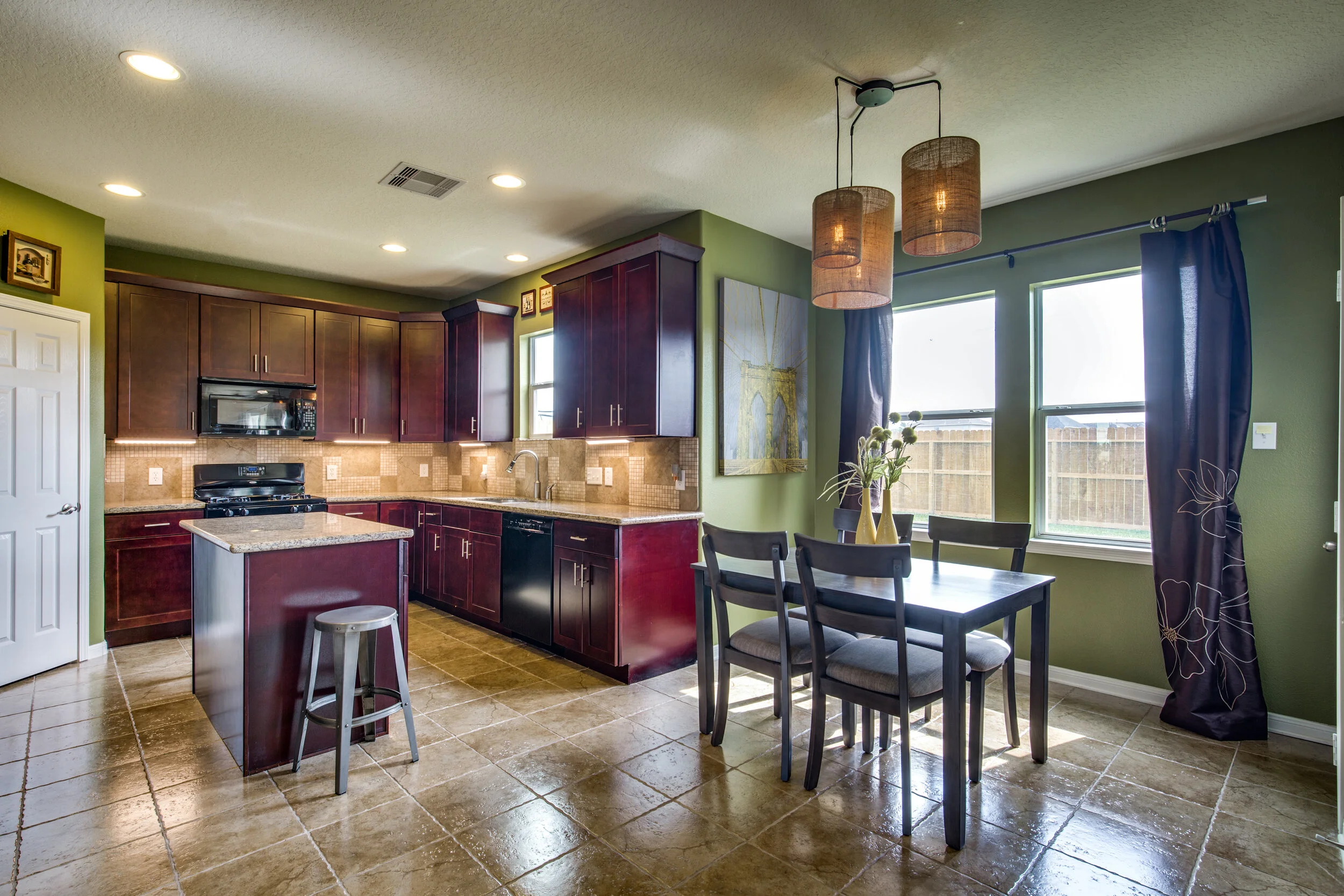 7706-brooks-crossing-dr-baytown-tx-High-Res-36.jpg