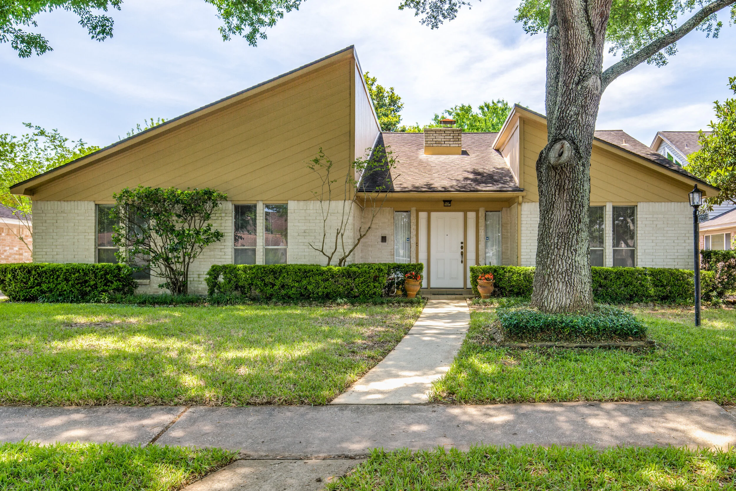 12306-shelwick-dr-houston-tx-High-Res-1.jpg