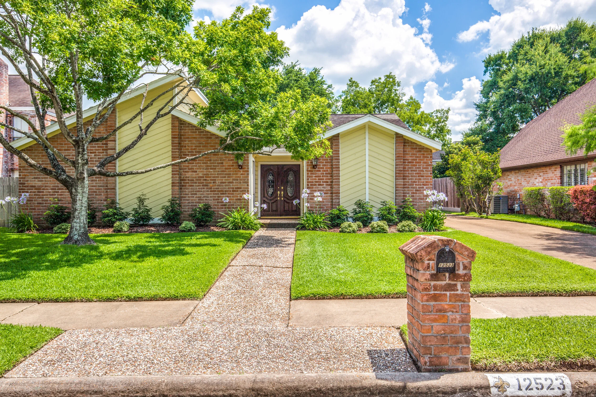 12523-meadow-lake-dr-houston-tx-High-Res-2.jpg