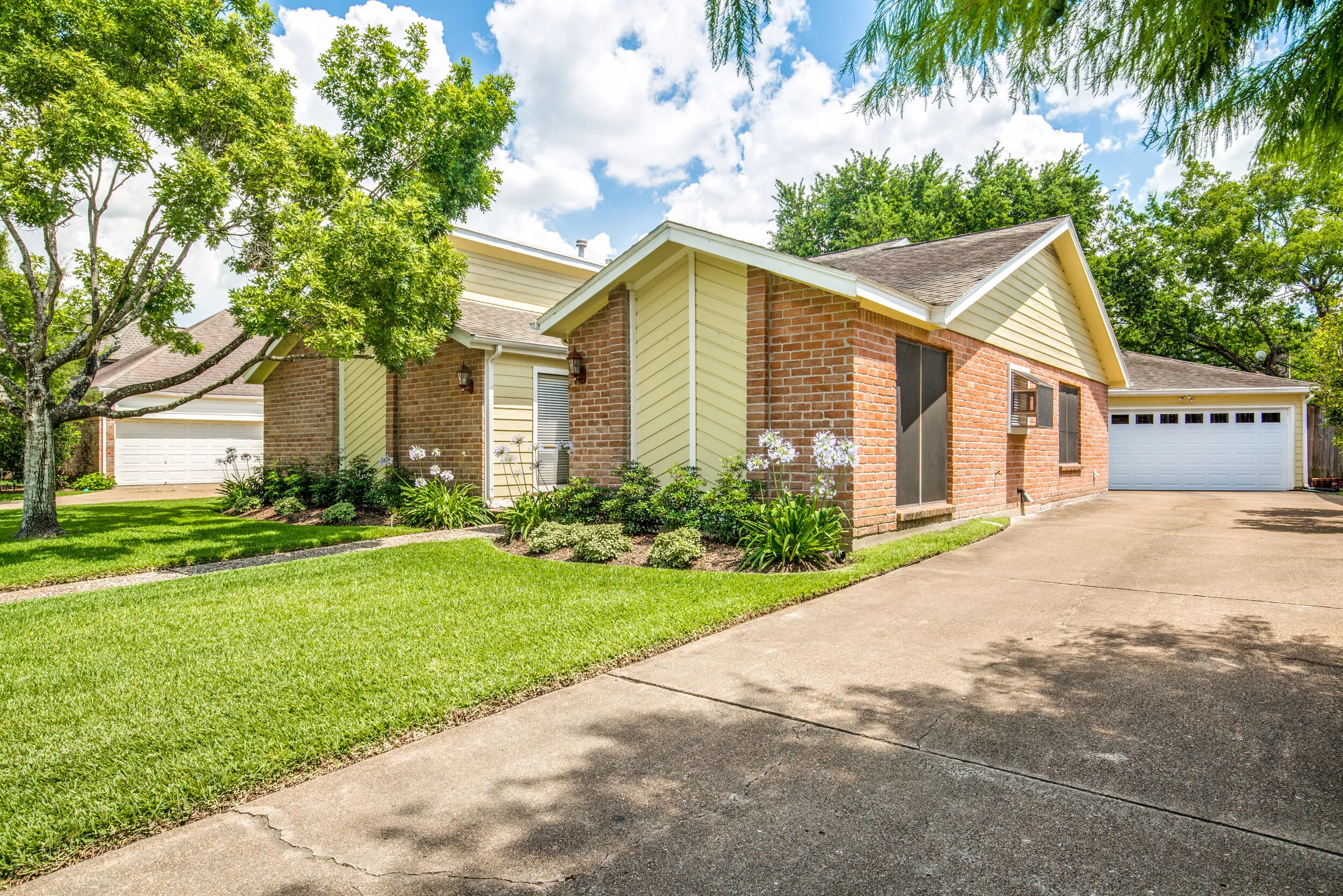 12523-meadow-lake-dr-houston-tx-High-Res-4.jpg