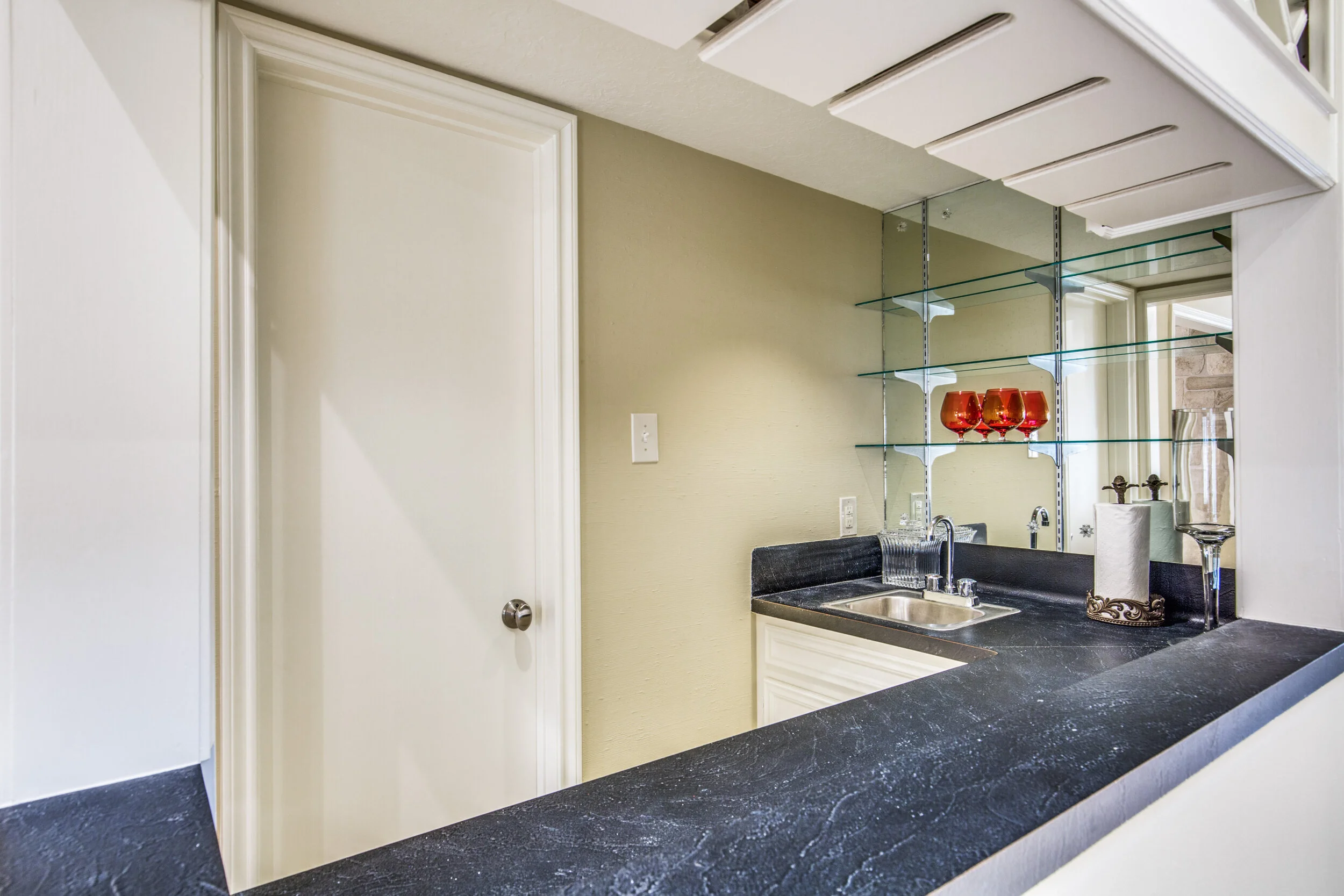 12523-meadow-lake-dr-houston-tx-High-Res-17.jpg