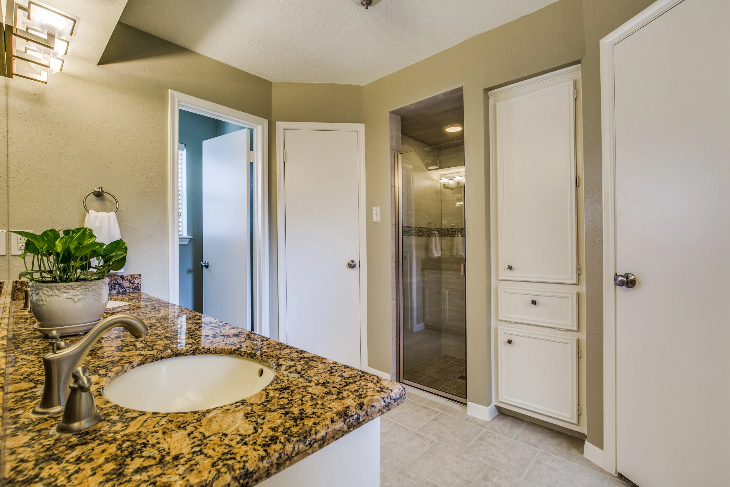 12523-meadow-lake-dr-houston-tx-High-Res-31.jpg