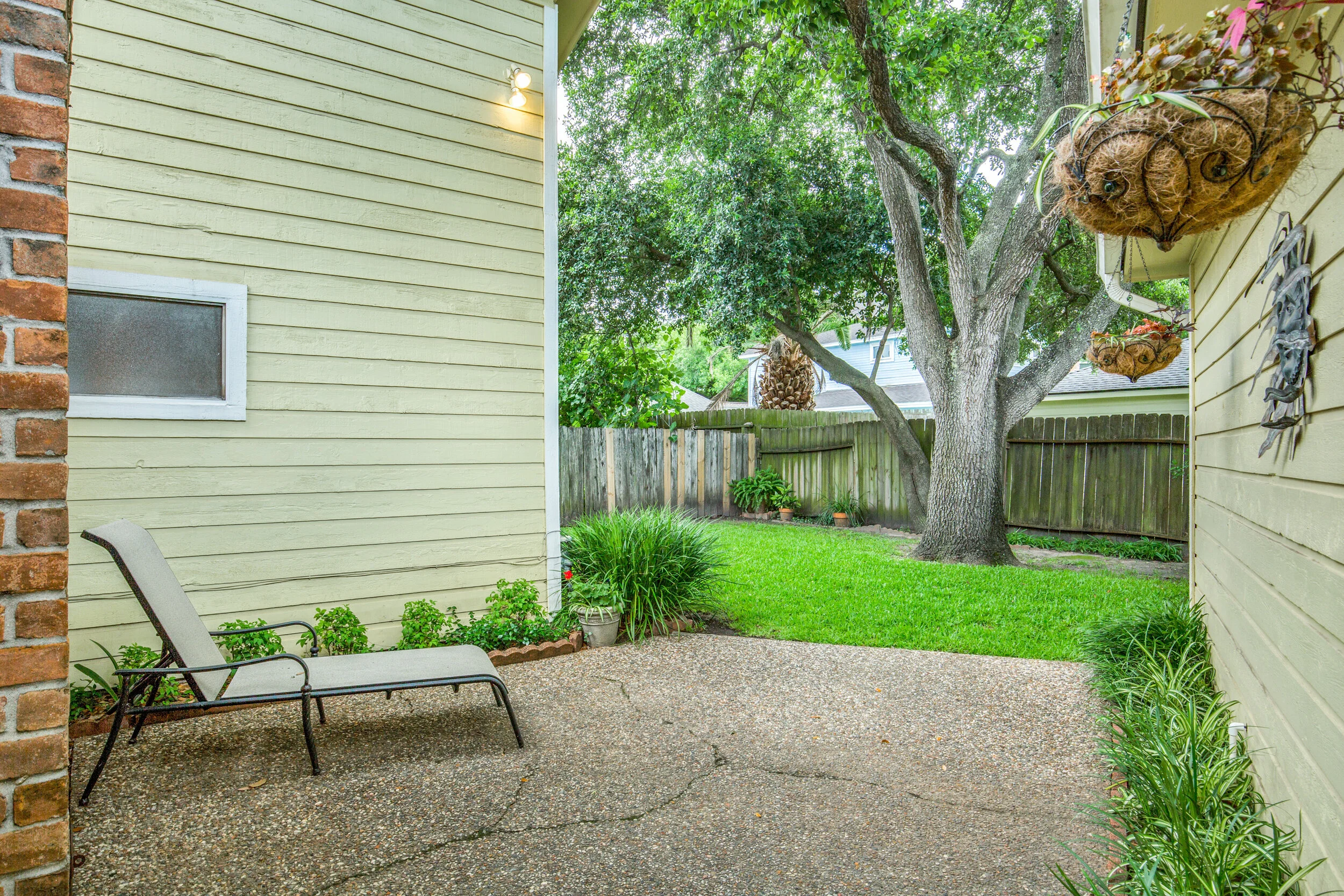 12523-meadow-lake-dr-houston-tx-High-Res-34.jpg