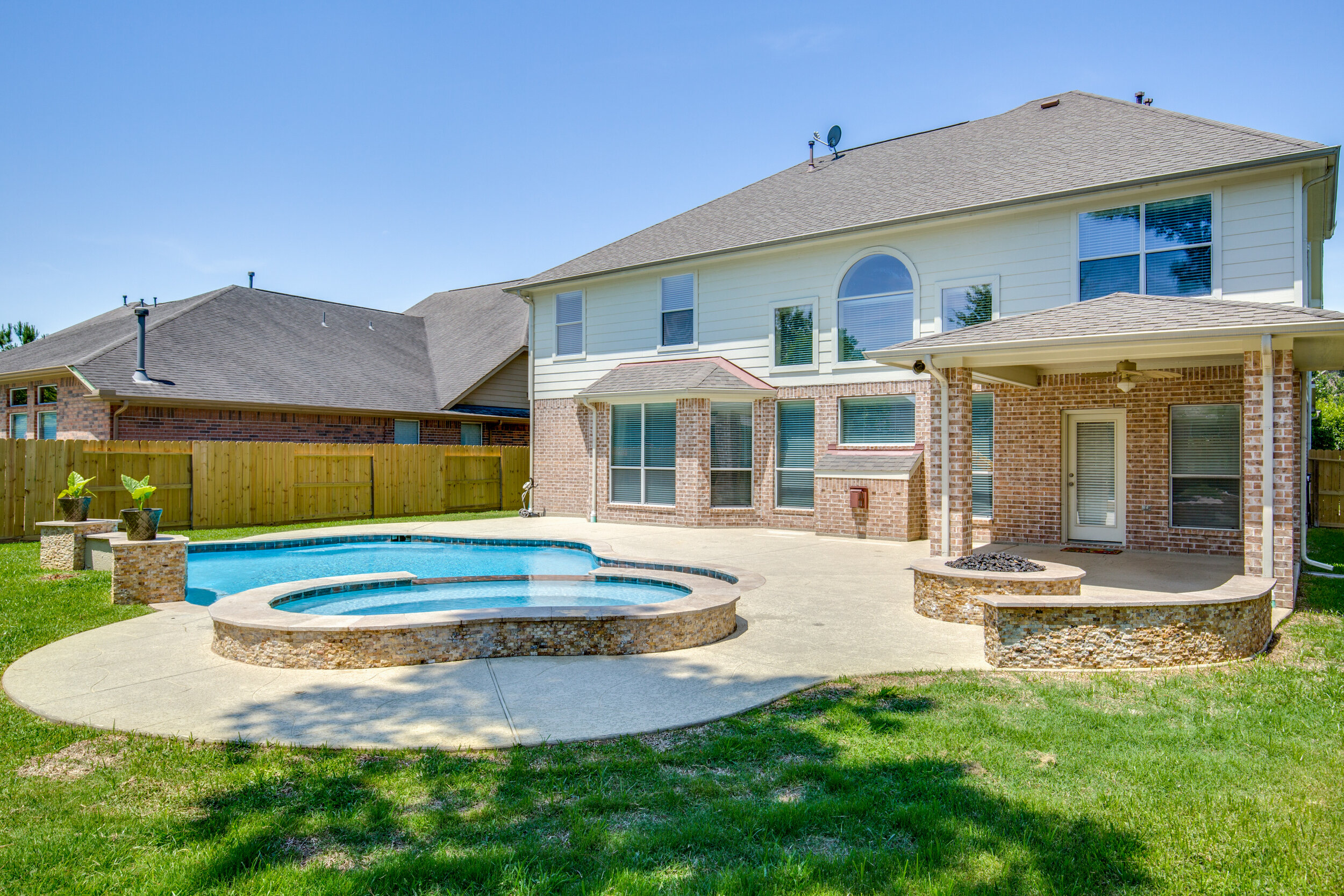 13910-tallheath-ct-houston-tx-High-Res-35.jpg