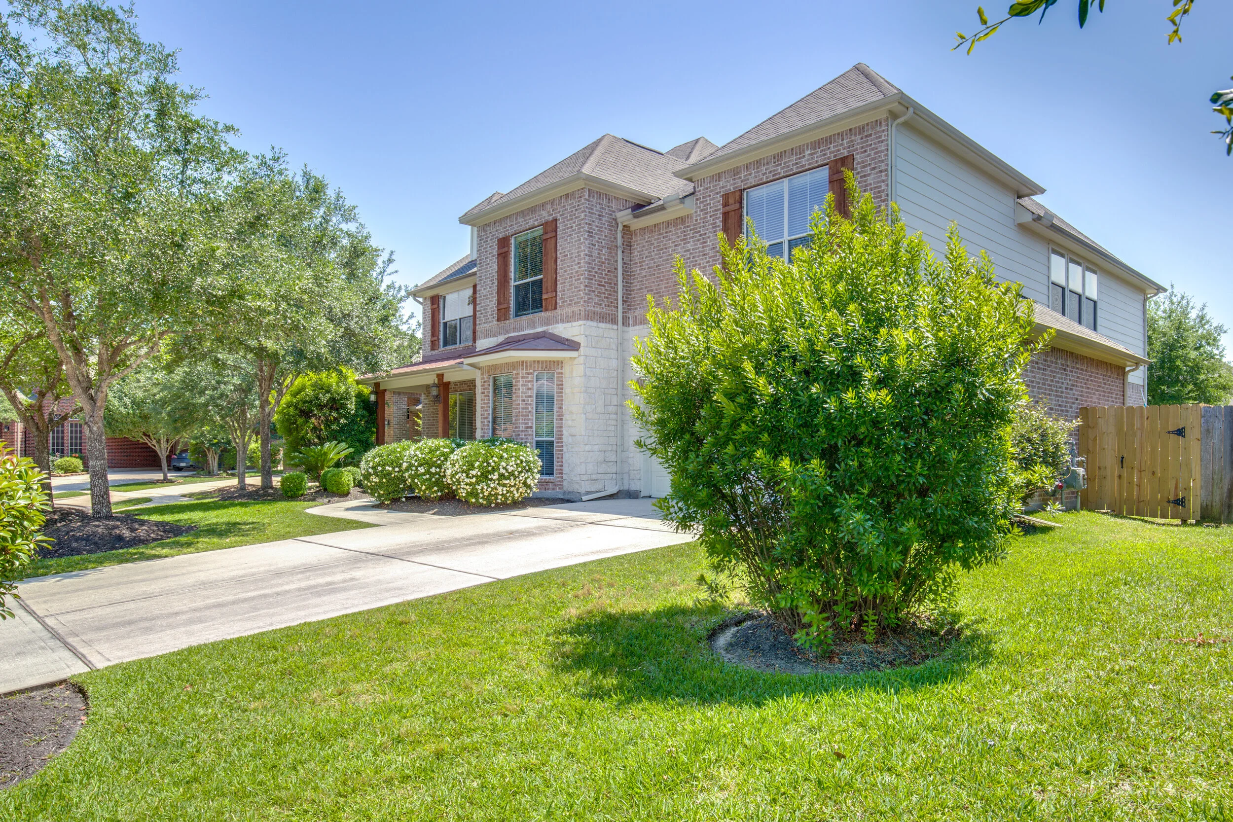 13910-tallheath-ct-houston-tx-High-Res-1.jpg