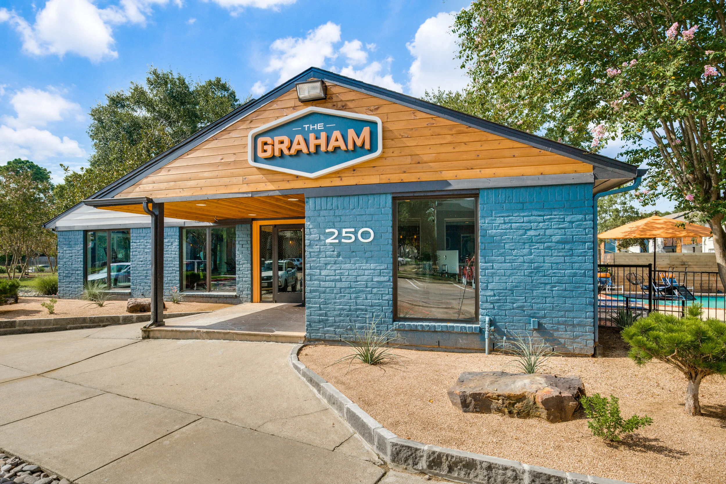 250-uvalde-rd-houston-tx-1-High-Res-2.jpg