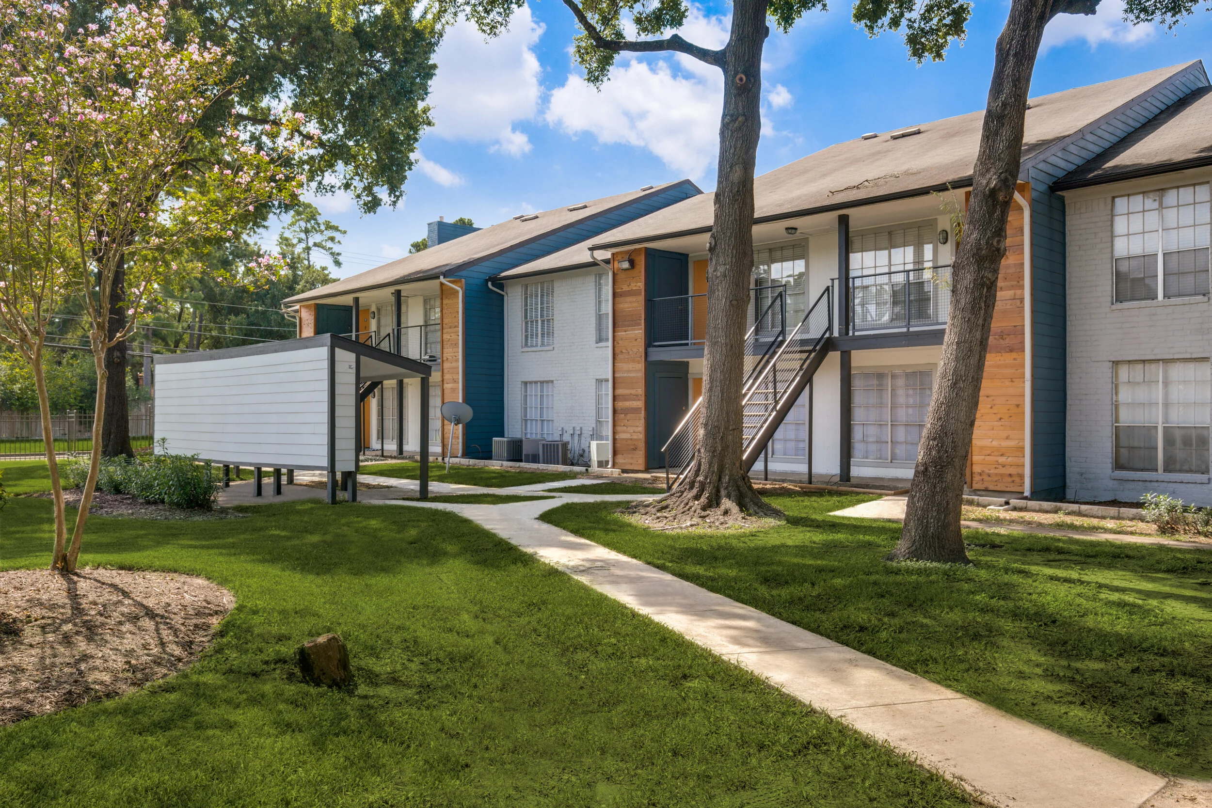 250-uvalde-rd-houston-tx-1-High-Res-9.jpg