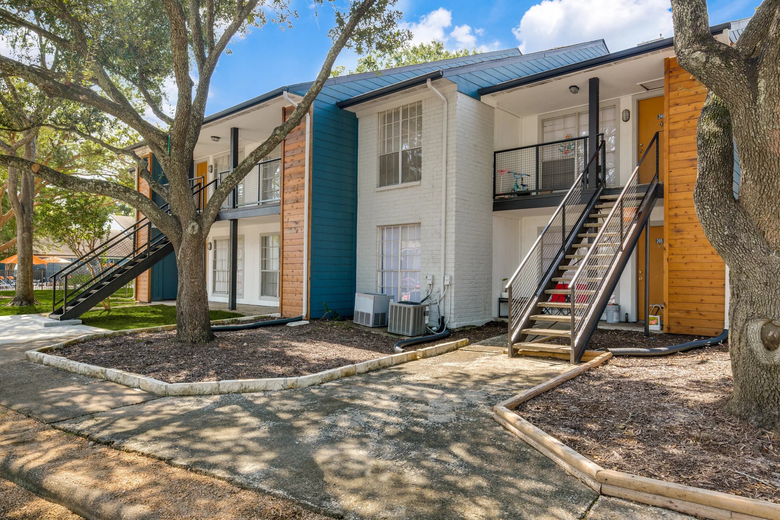 250-uvalde-rd-houston-tx-1-High-Res-17.jpg