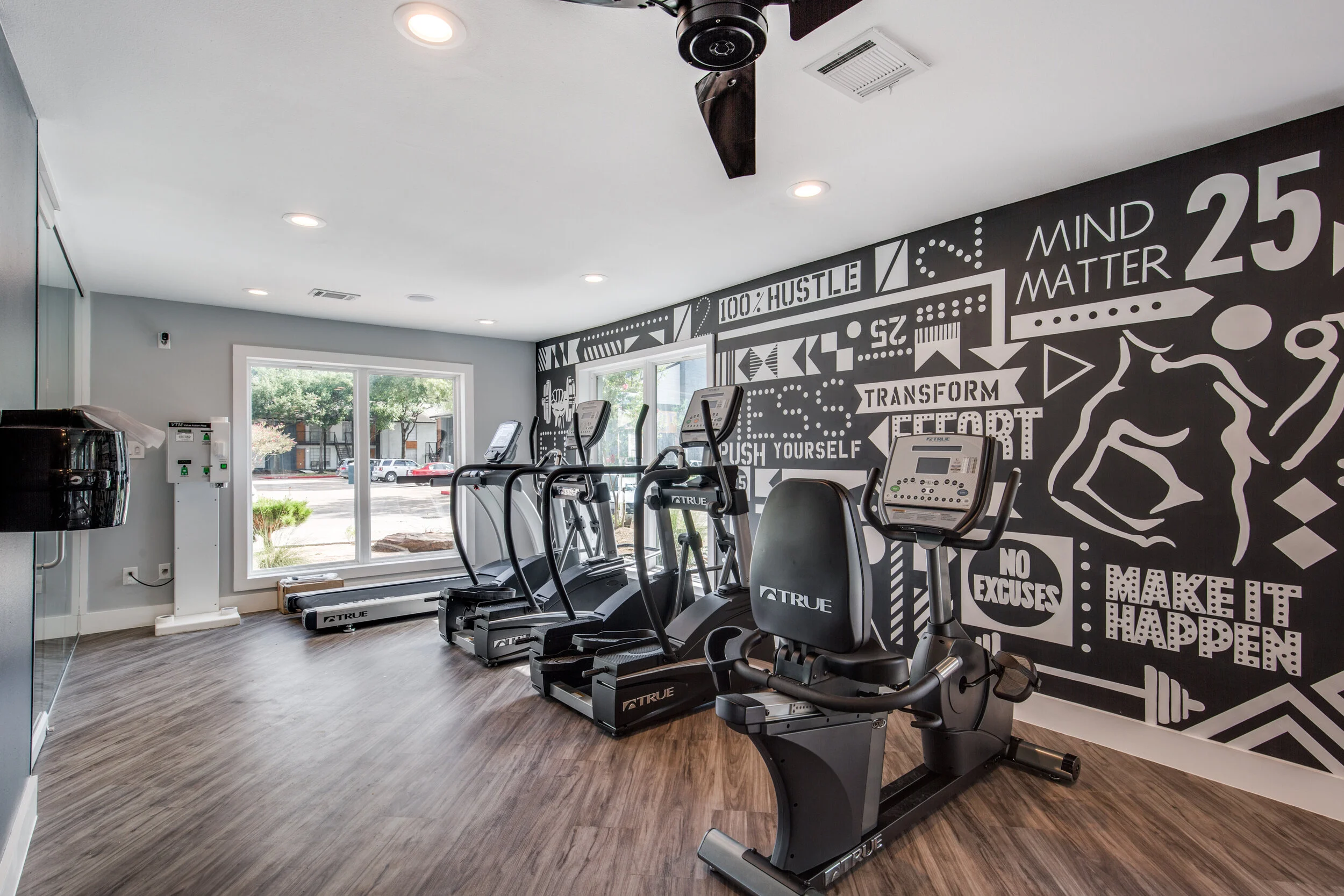 250-uvalde-rd-houston-tx-1-High-Res-25.jpg