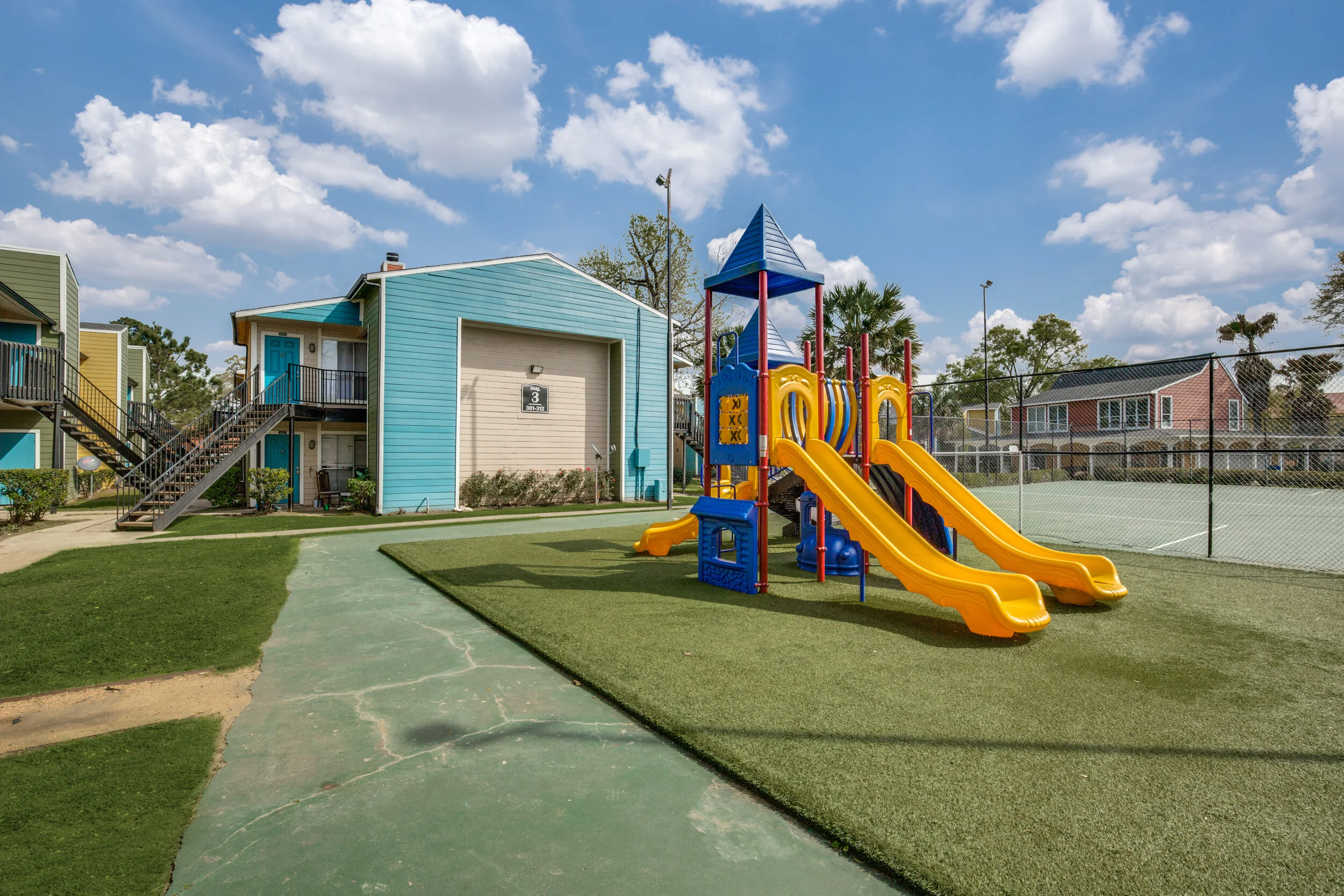 411-highland-cross-dr-houston-tx-High-Res-17.jpg