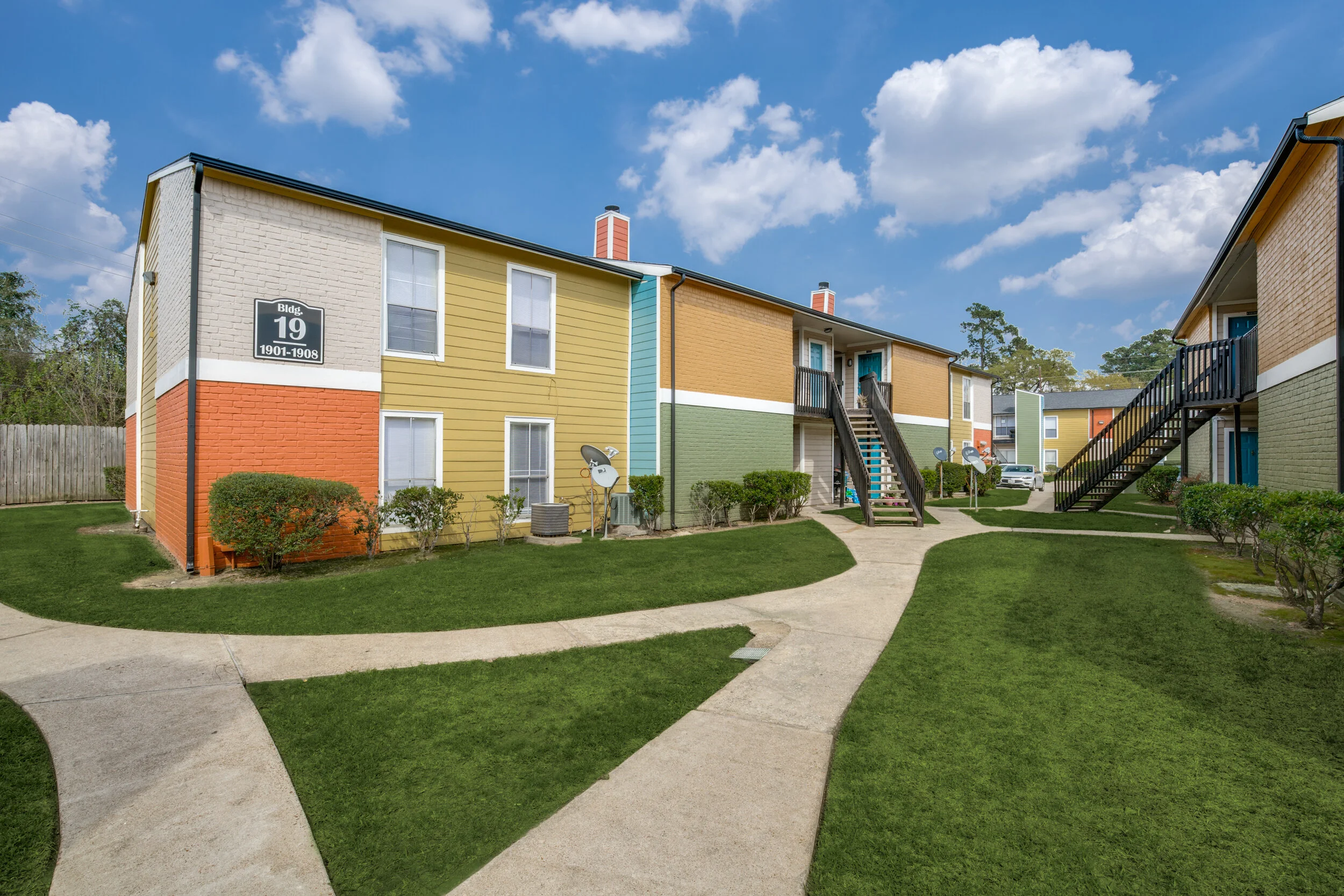 411-highland-cross-dr-houston-tx-High-Res-18.jpg