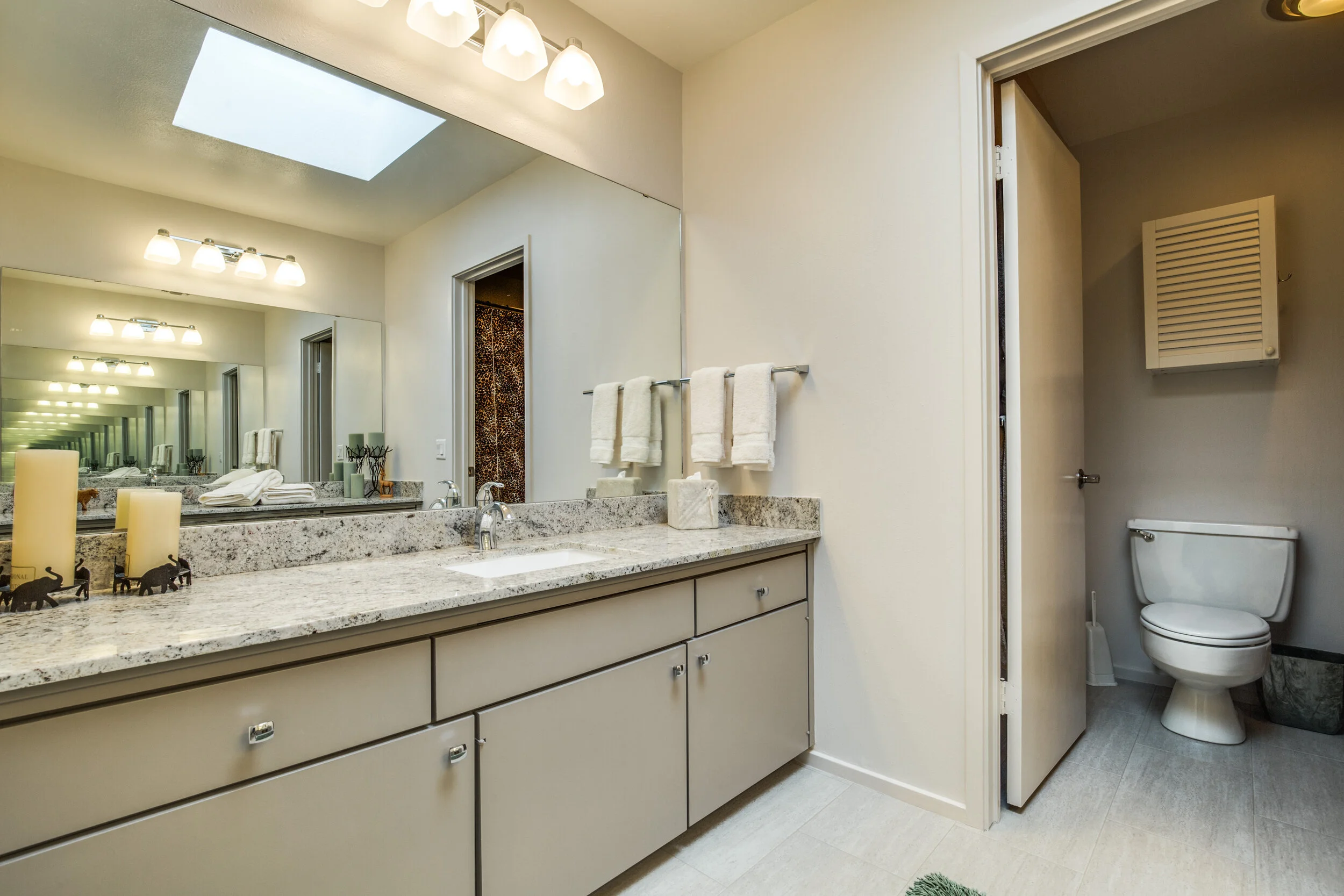 11-litchfield-ln-houston-tx-High-Res-22.jpg