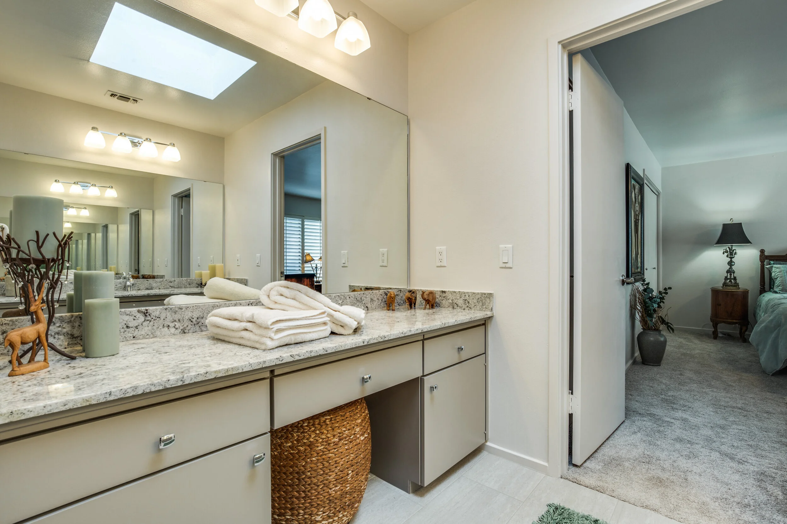11-litchfield-ln-houston-tx-High-Res-23.jpg