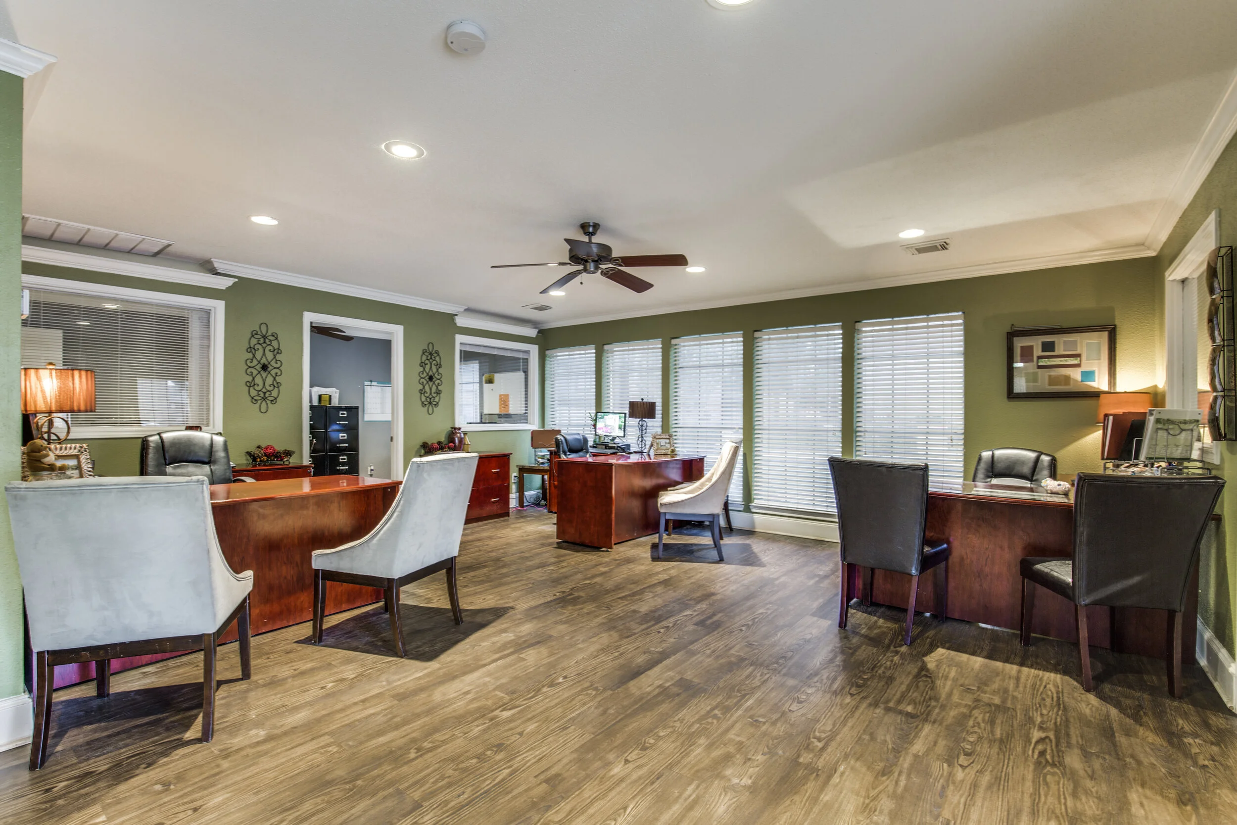 250-uvalde-rd-houston-tx-High-Res-5.jpg
