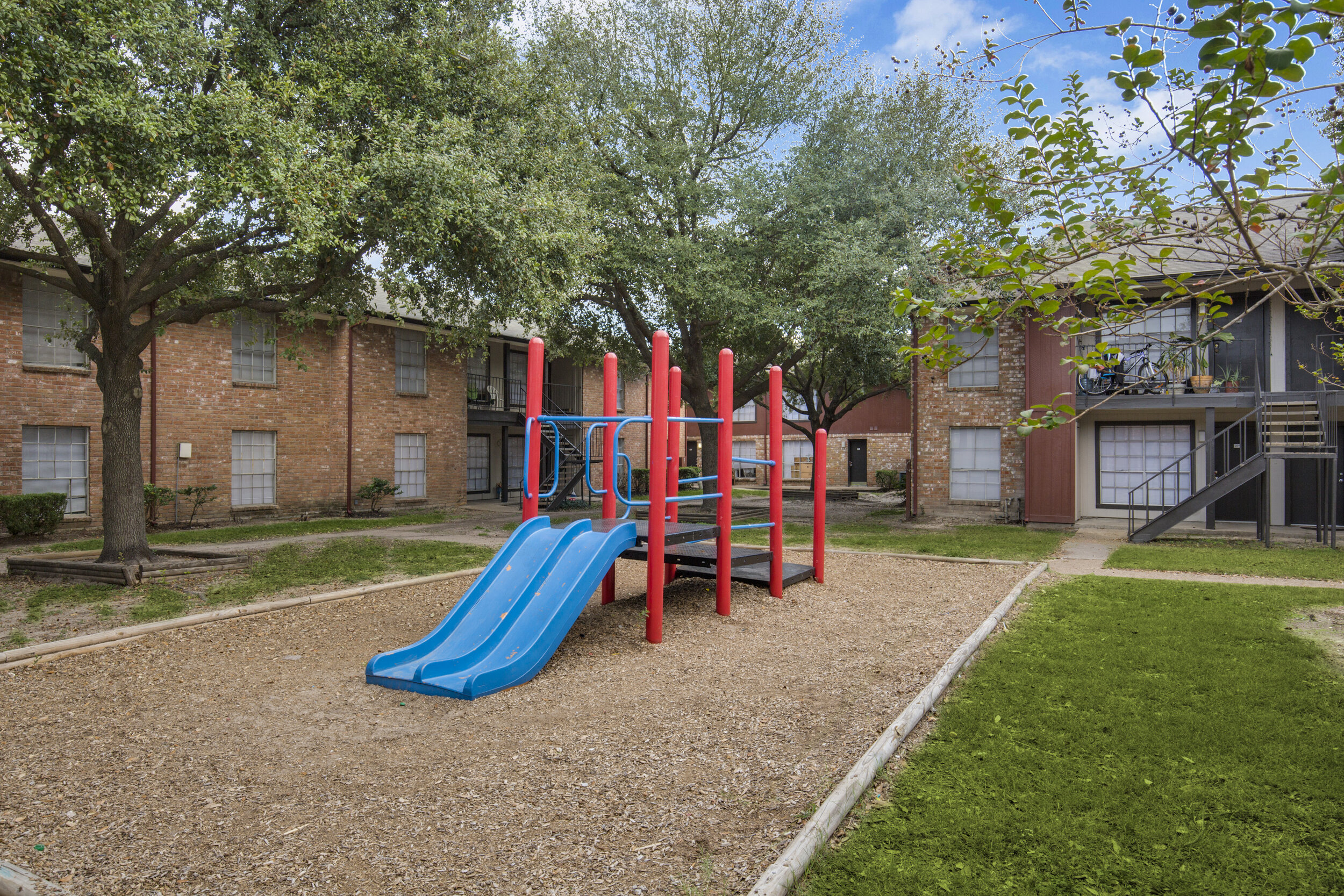 250-uvalde-rd-houston-tx-High-Res-13.jpg