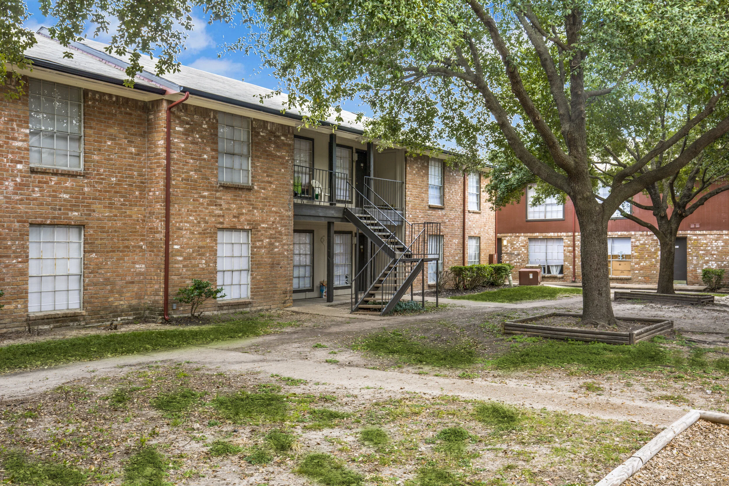 250-uvalde-rd-houston-tx-High-Res-14.jpg