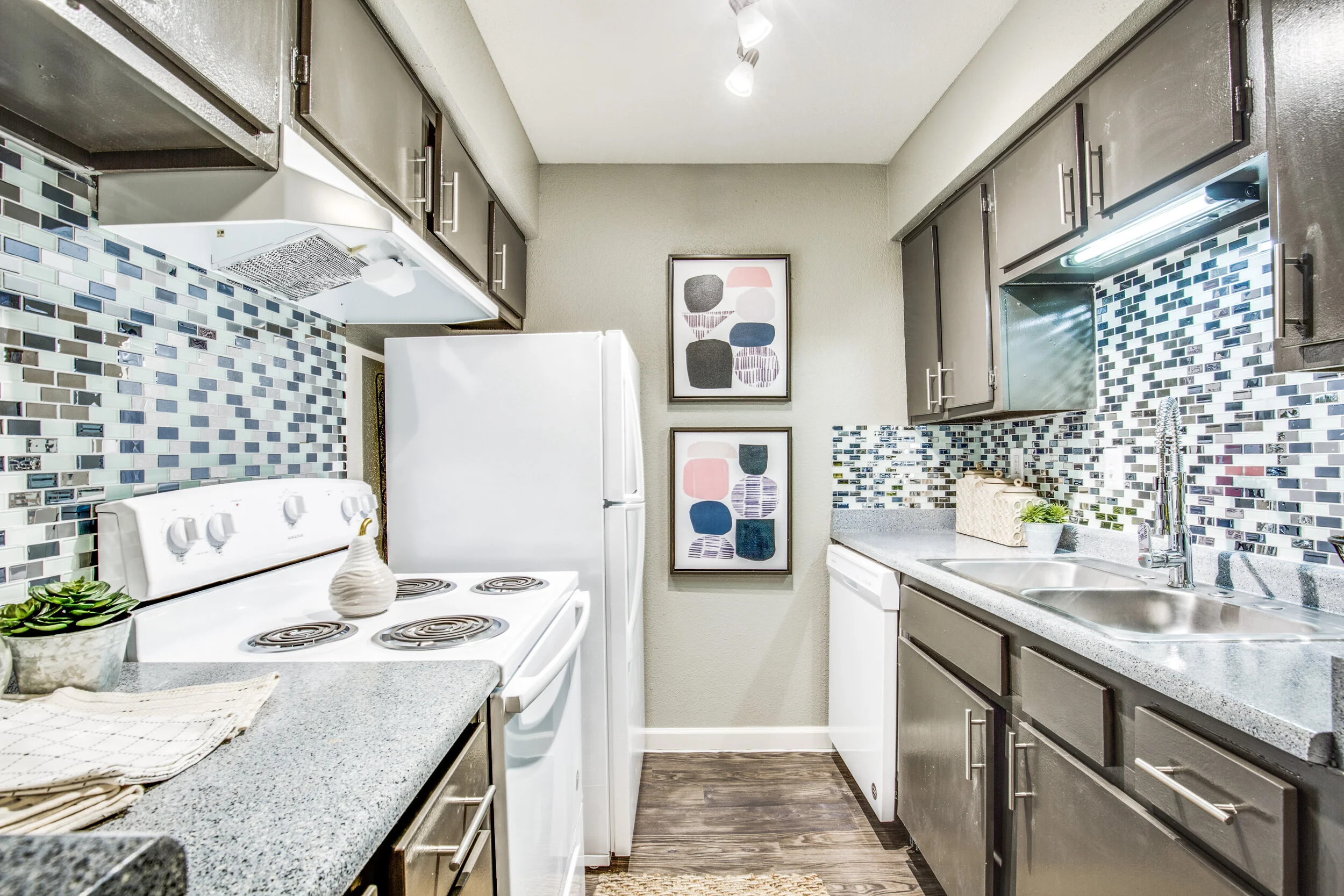 250-uvalde-rd-houston-tx-High-Res-26.jpg