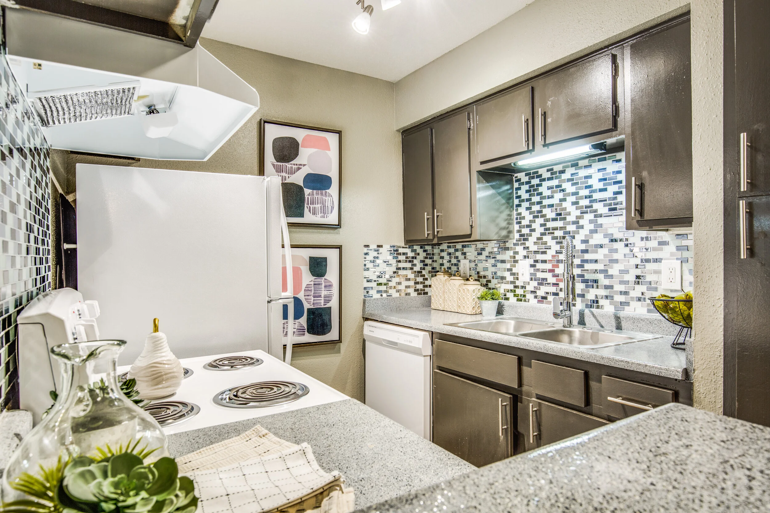 250-uvalde-rd-houston-tx-High-Res-28.jpg