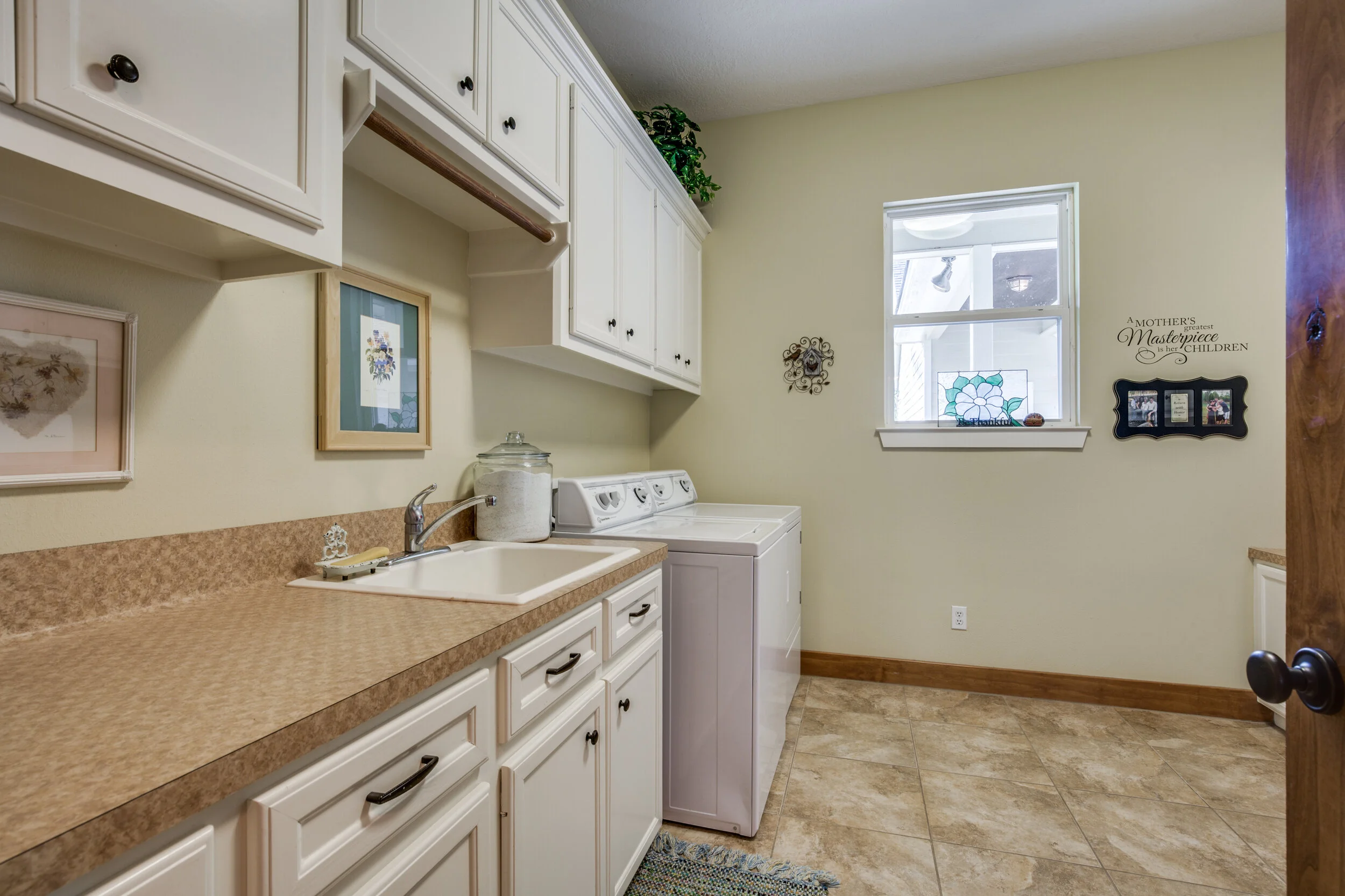 15904-barbara-ln-magnolia-tx-High-Res-28.jpg