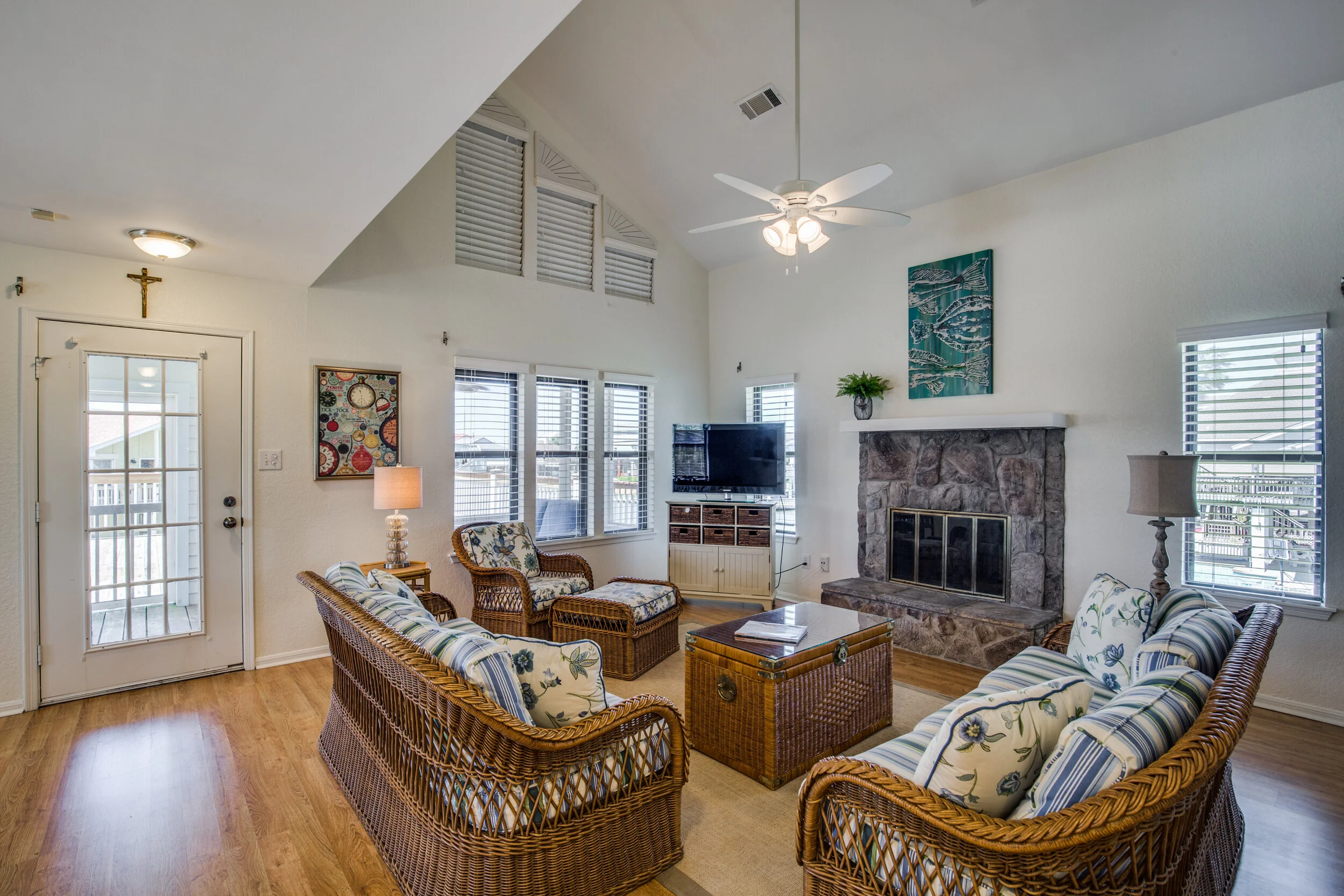 503-paradise-drive-tiki-island-tx-High-Res-5.jpg