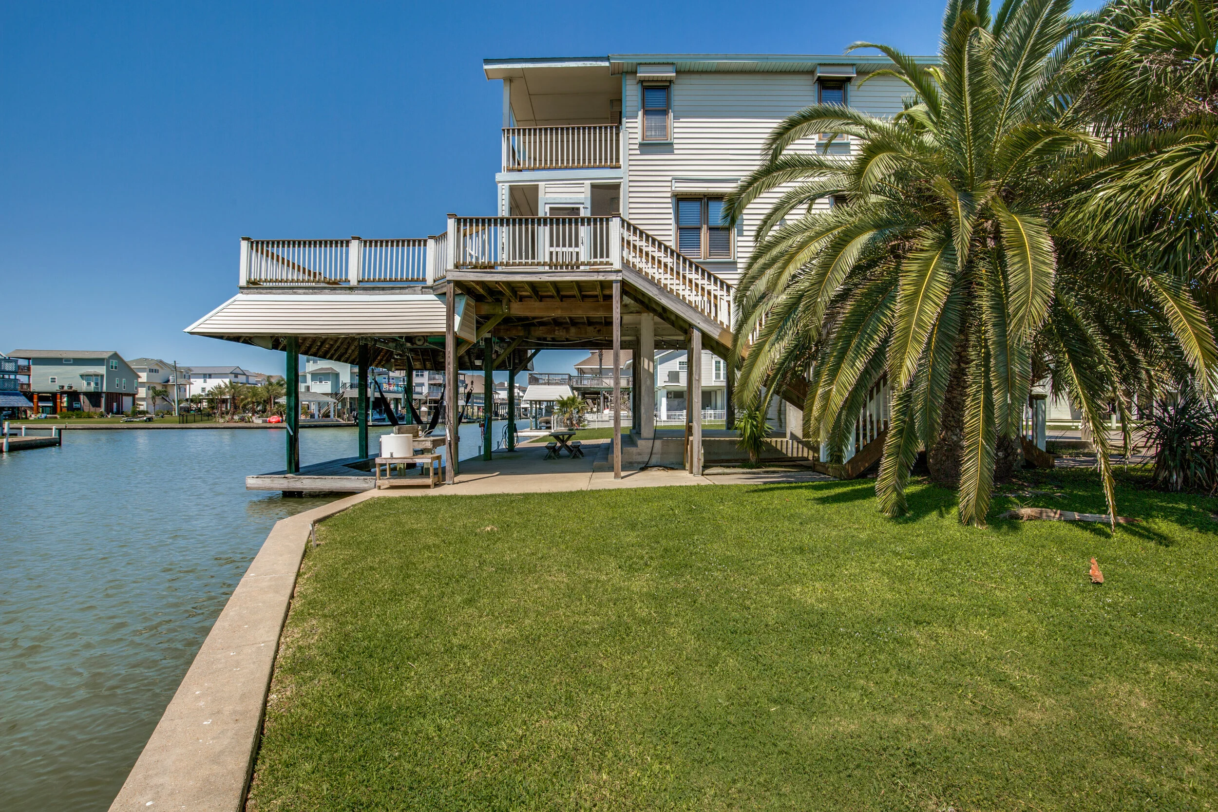 503-paradise-drive-tiki-island-tx-High-Res-23.jpg