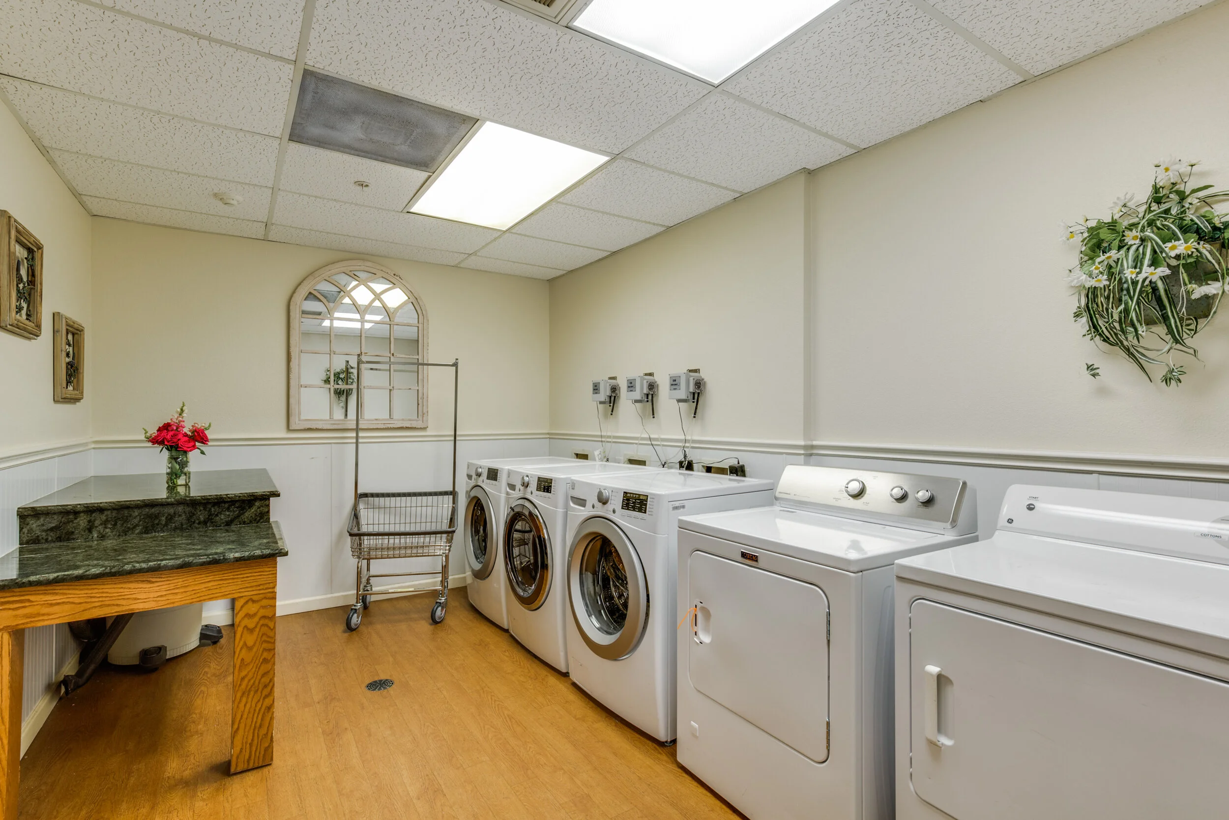 8727-w-fairmont-pkwy-la-porte-tx-High-Res-20.jpg