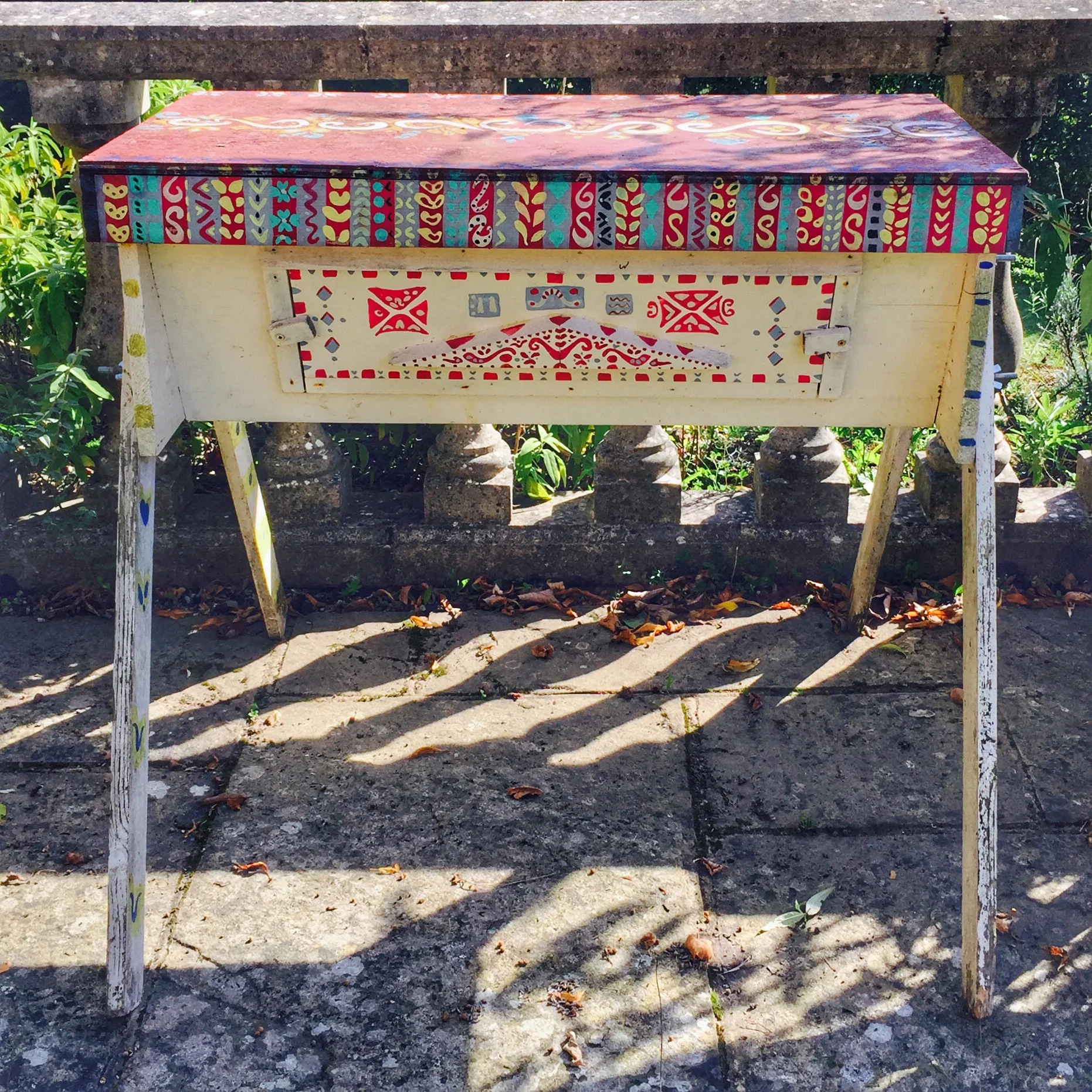 The Natural Beekeeping Trust — Honey Bee Wild