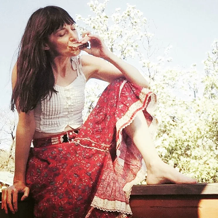 AriellaDaly_honey_tongue