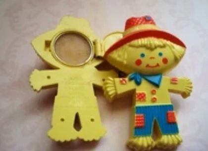 avon brooch.JPG