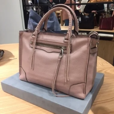              This Rebecca Minkoff felt pretty sweet in my hand! 