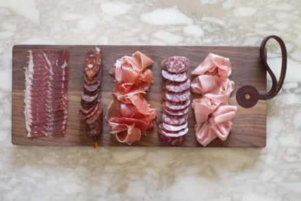 EASY CHARCUTERIE