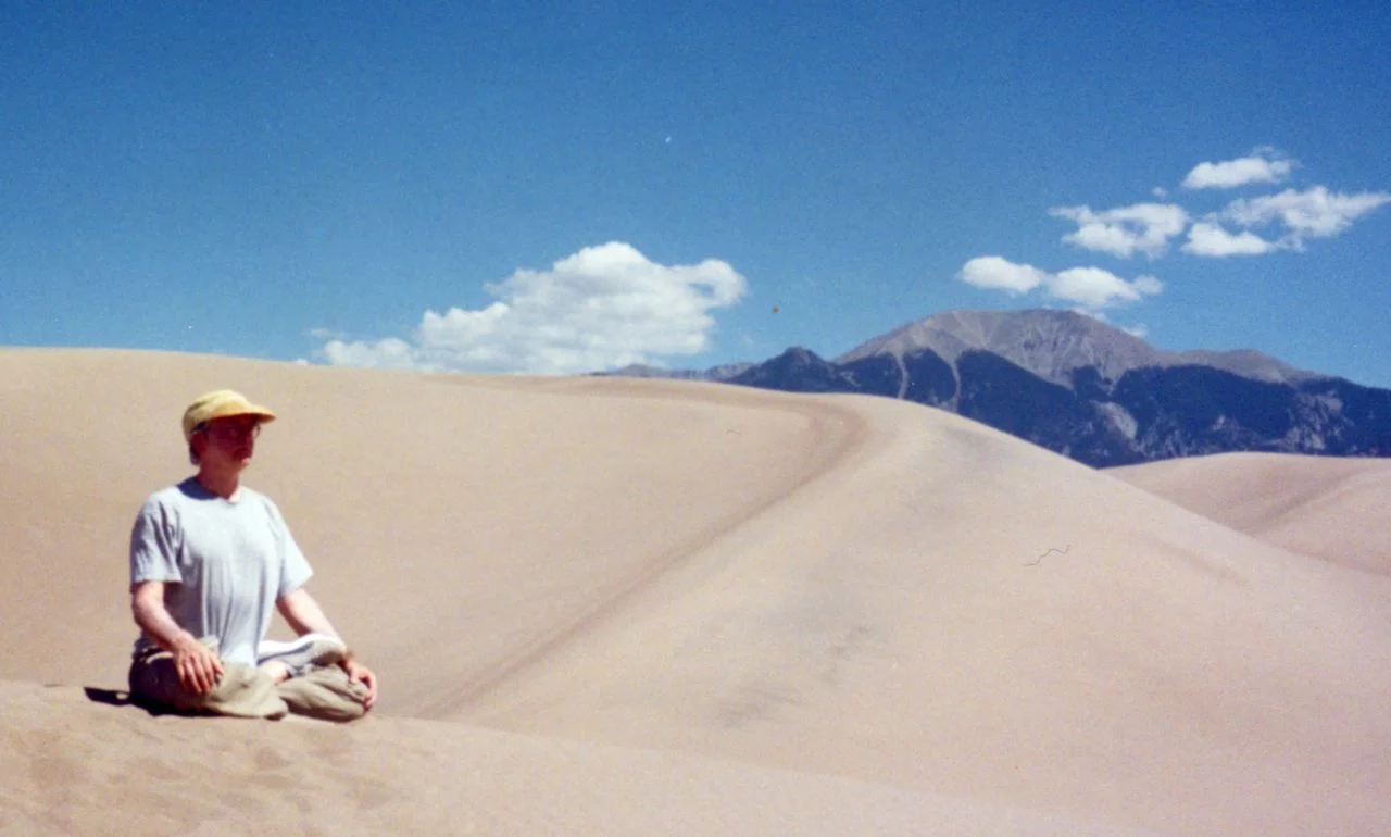 Guth on Sand - Version 2.jpg