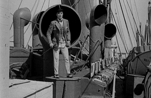 Buster Keaton in The Navigator (1924).