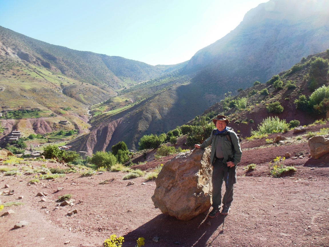 Taghia (lower left) and trail to Tighanimin up to the saddle in background.