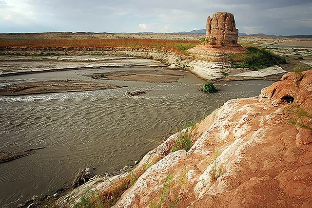 Rising Temperatures Reduce Colorado River Flow