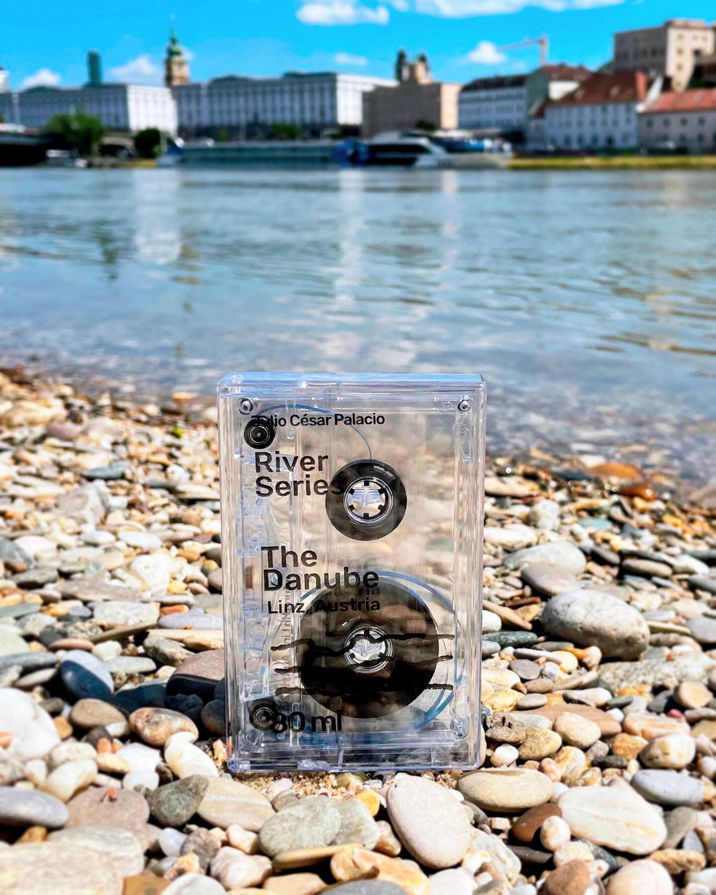 I particularly like cities with rivers. My last two trips have been to cities crossed by the majestic Danube (Budapest, Linz and Vienna).

The River Series, is a collection of field recordings made inside the river with hydrophones, on the river bank
