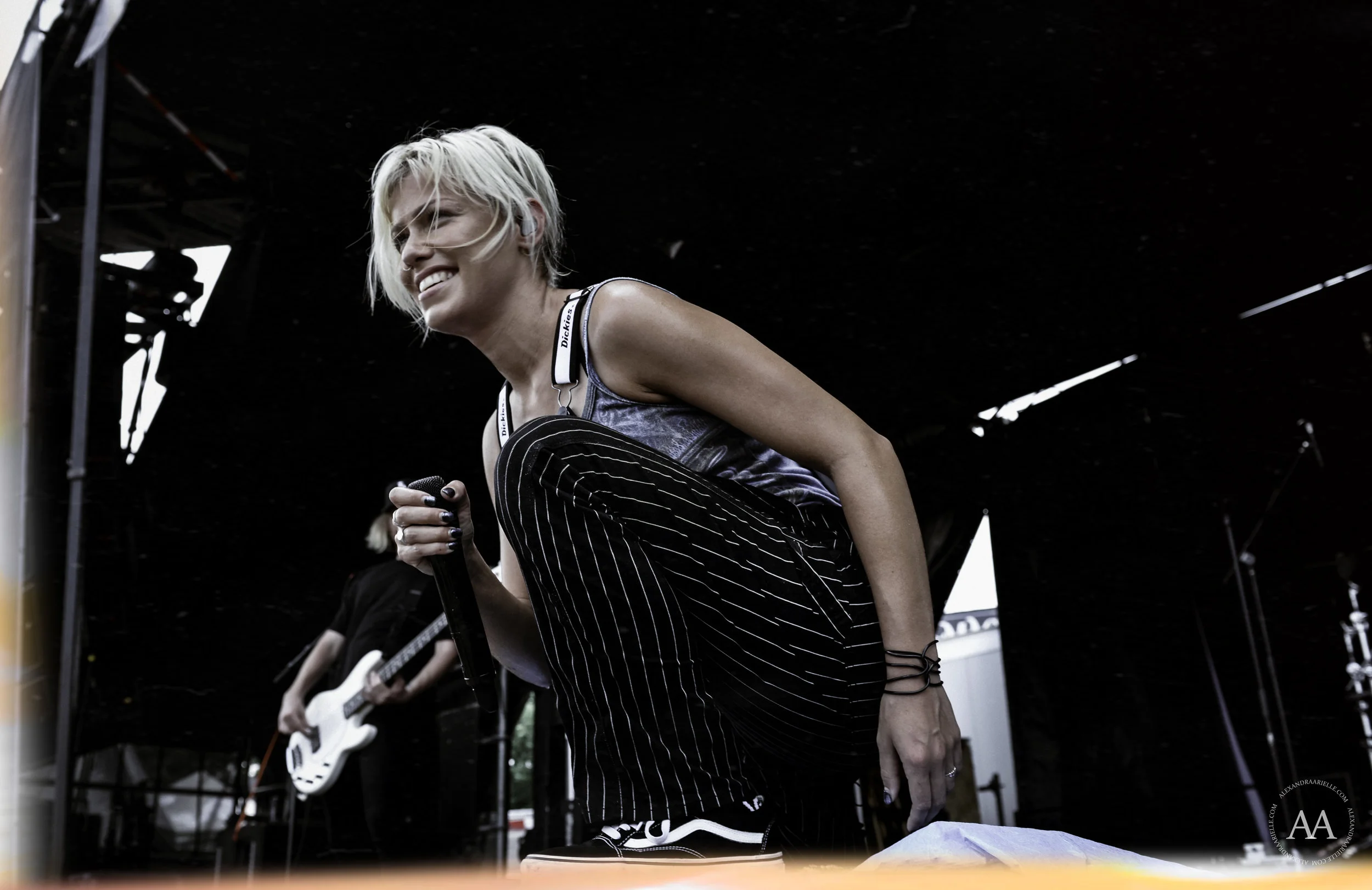 Tonight Alive 1.jpg