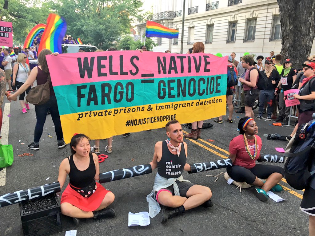 Photo courtesy @ResistsThis