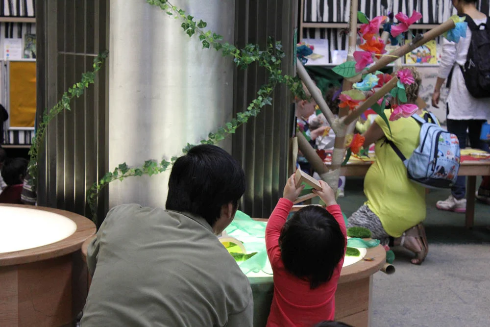 'Come play in our garden' in Play Pod, State Library Victoria.