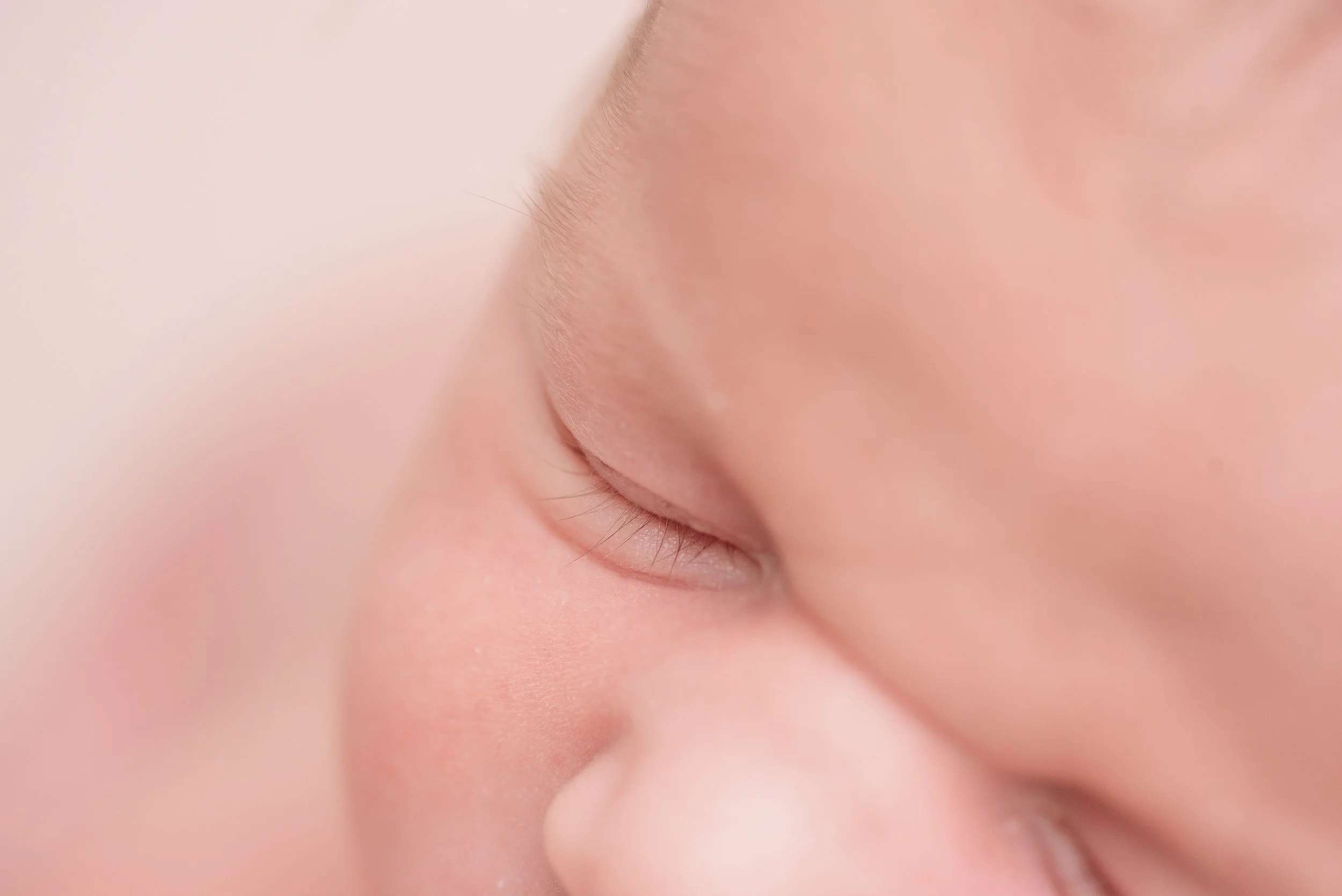 newborn-features-photography-hampshire.jpg