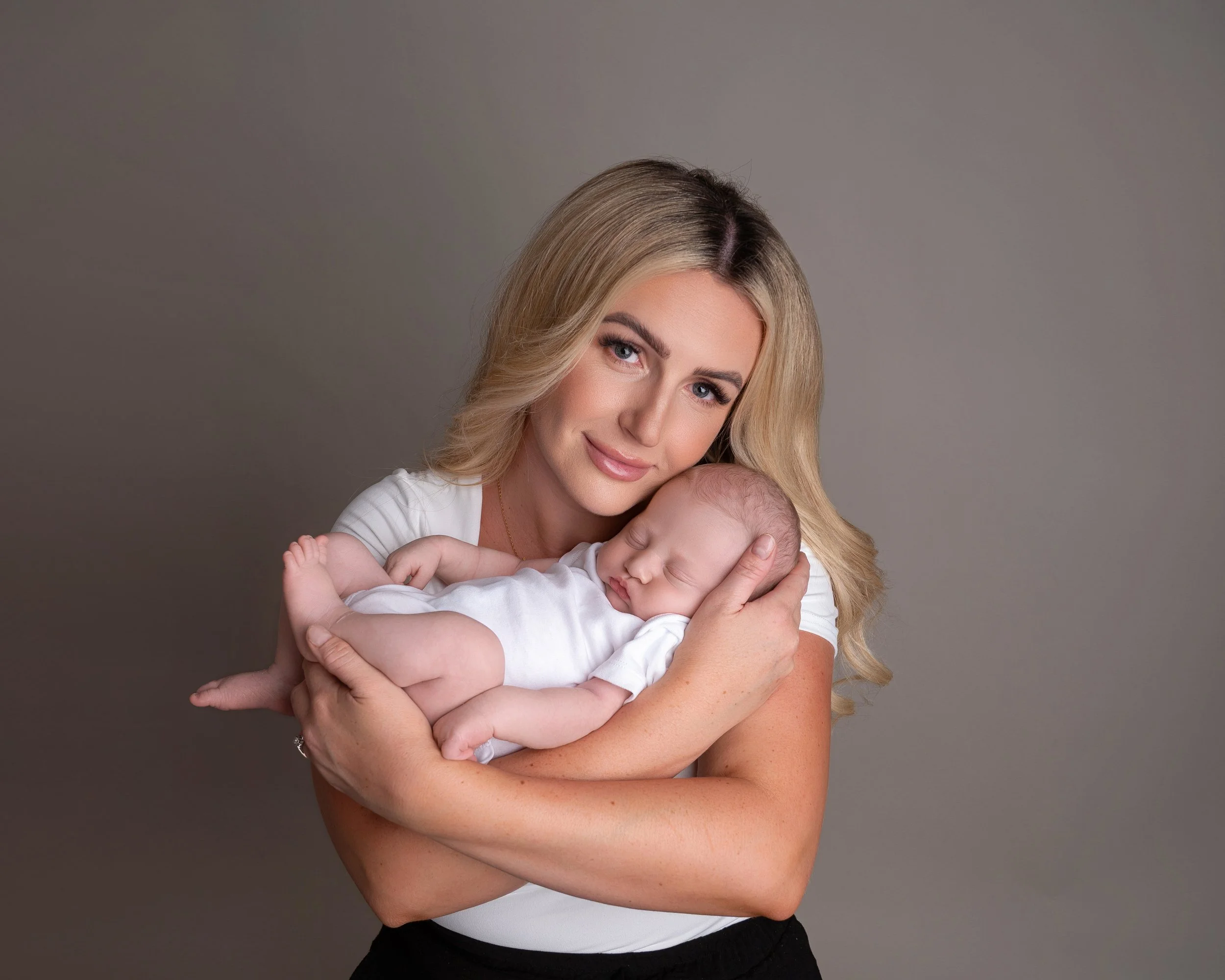 newborn-photographer-hillingdon.jpg